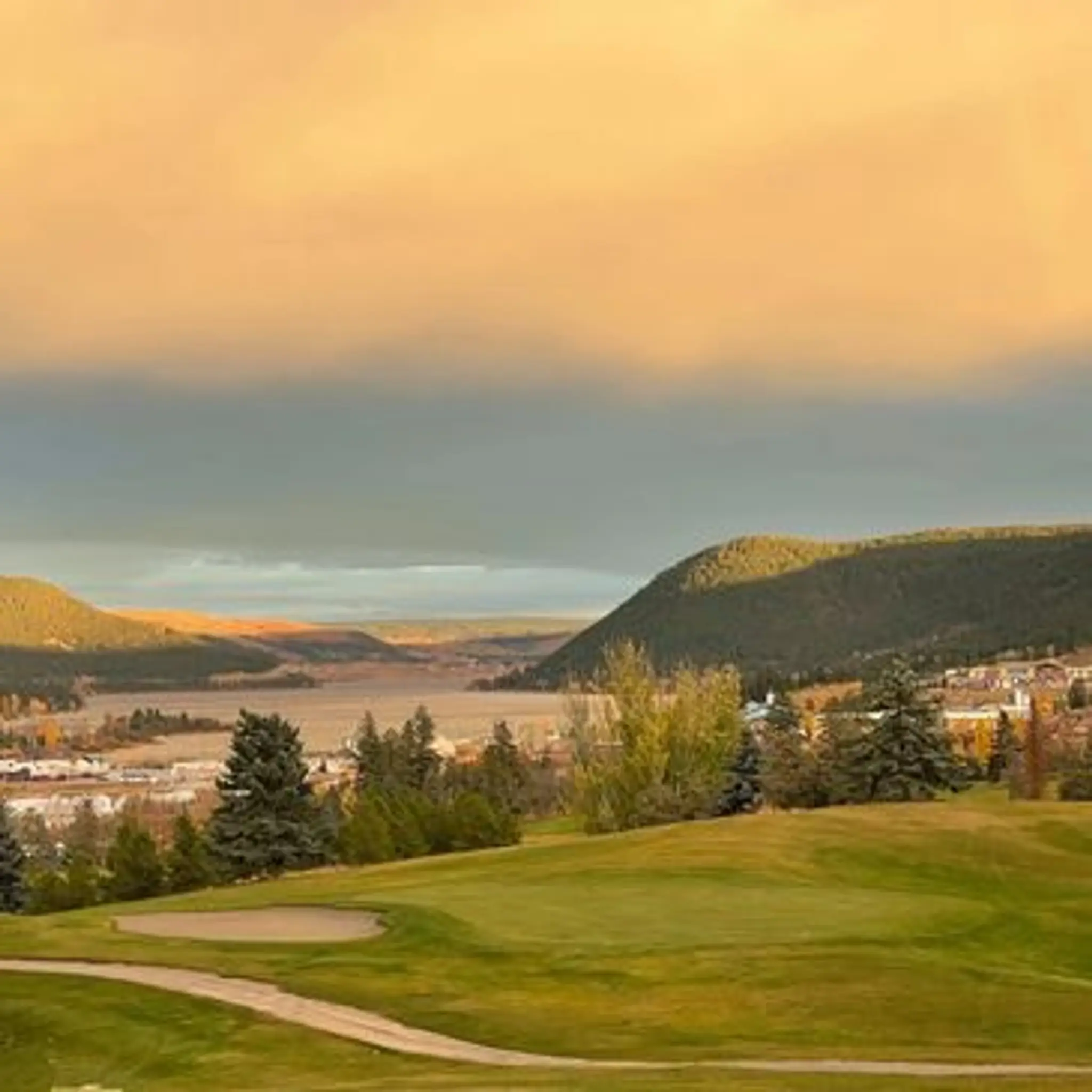 Williams Lake Golf & Tennis Club