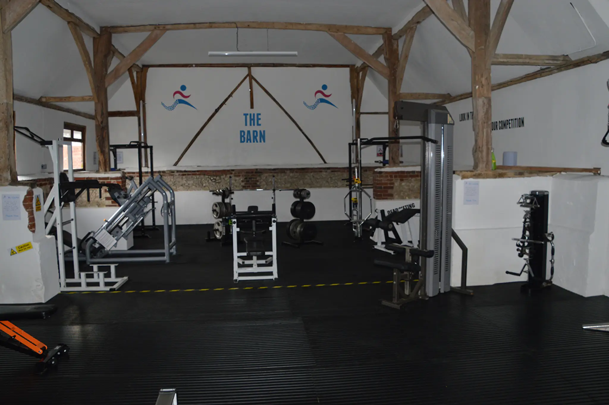 Winchester Gym : The Barn - Jogging On Gym