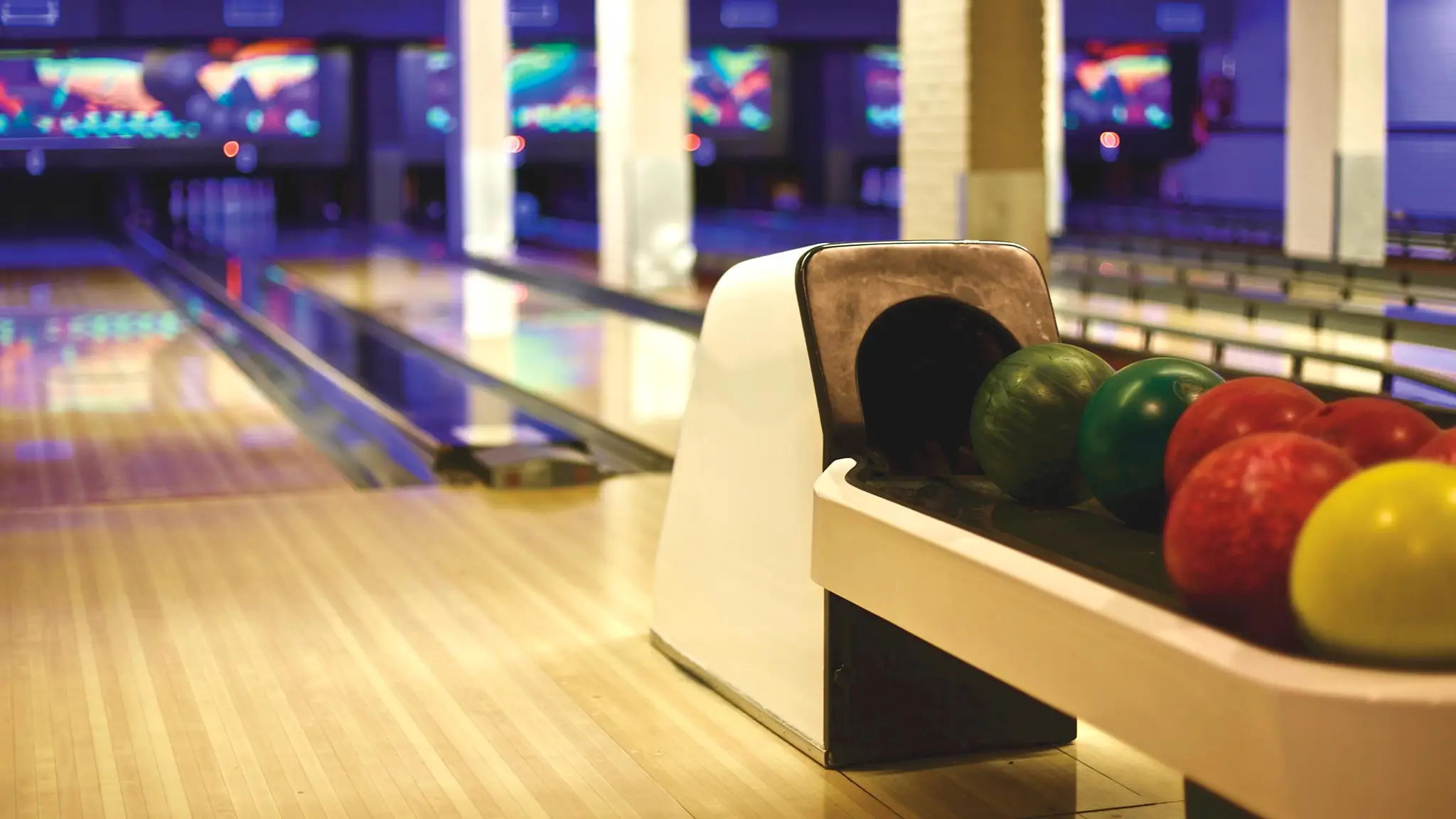 BRICK Bar&Bowling
