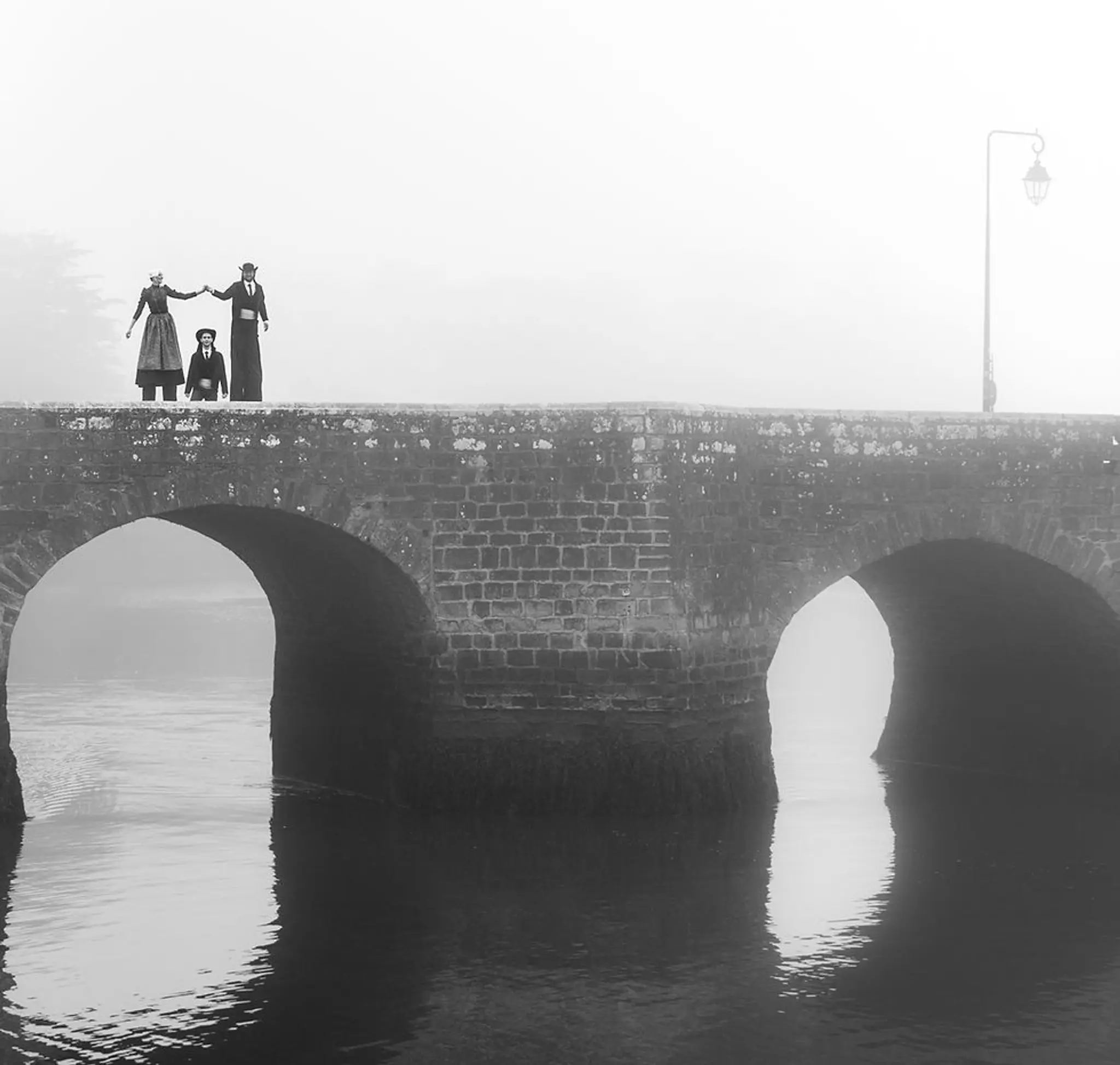 Cie Y a un trou dans l'mur