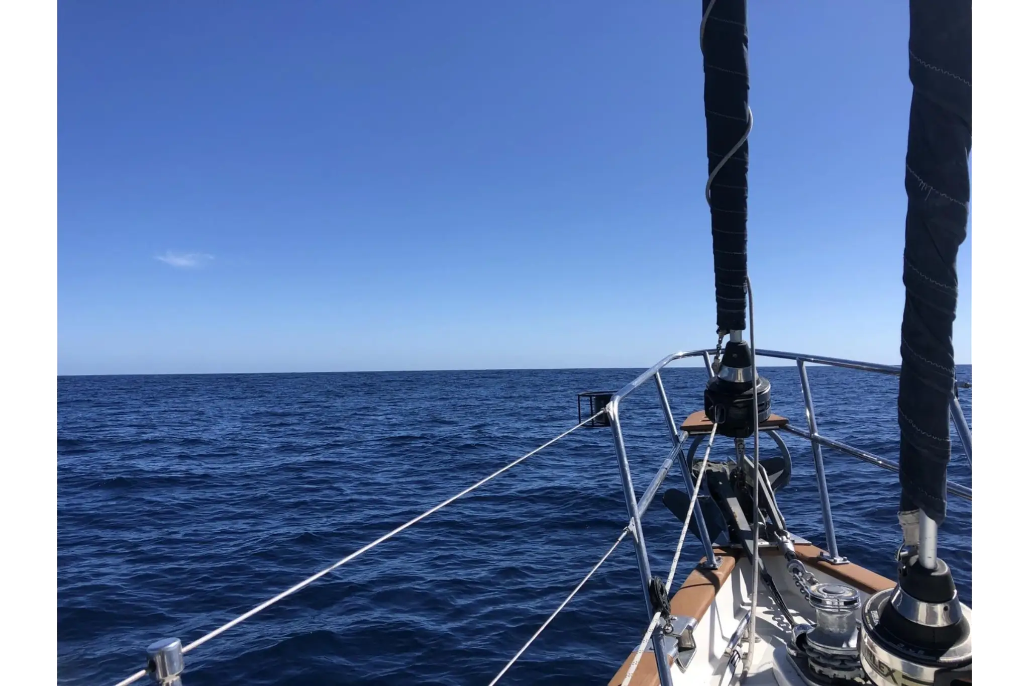 Underway Sailing