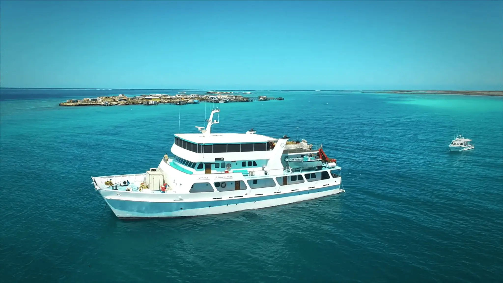 Eco Abrolhos Cruises