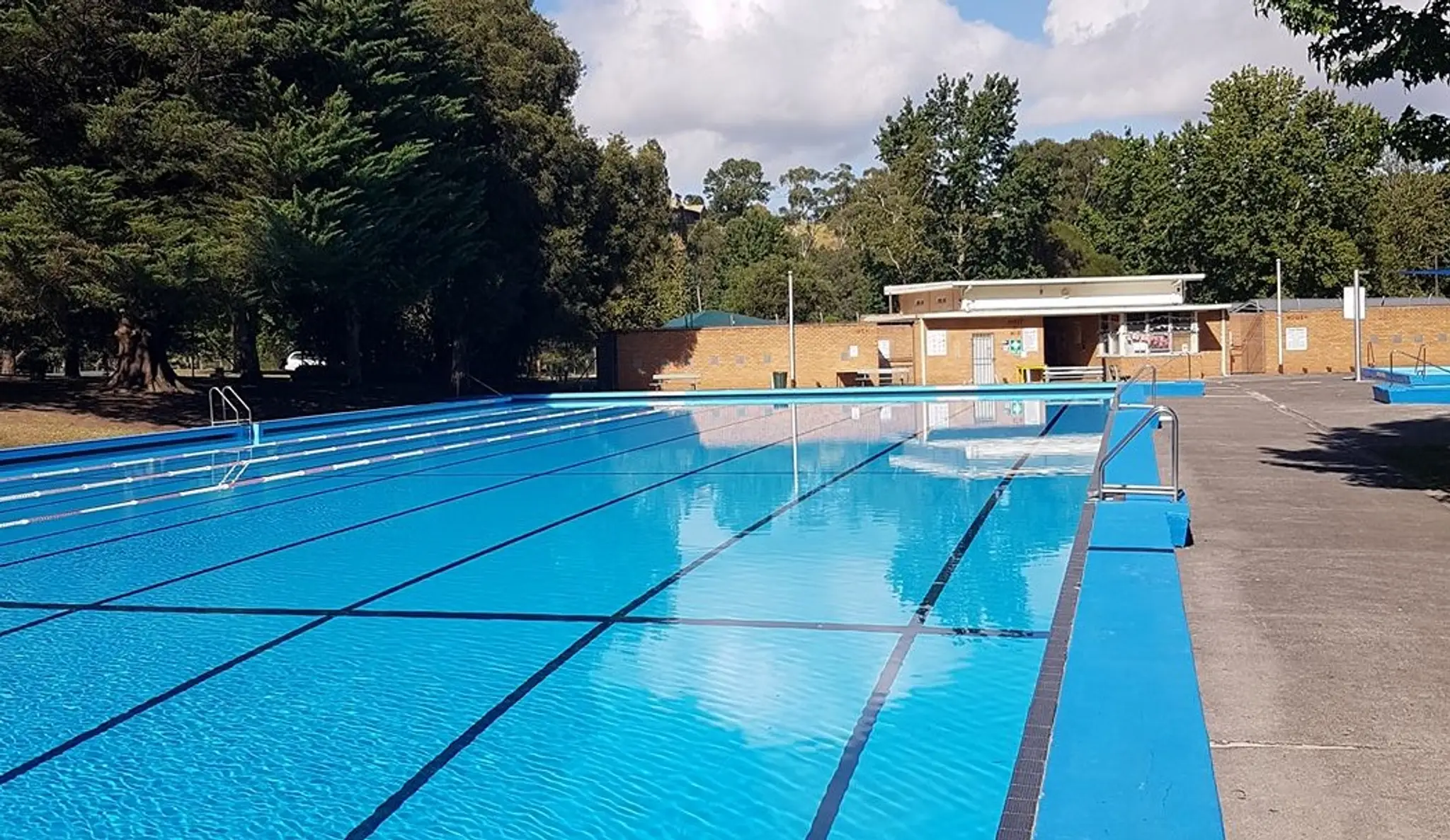 Healesville Outdoor Pool