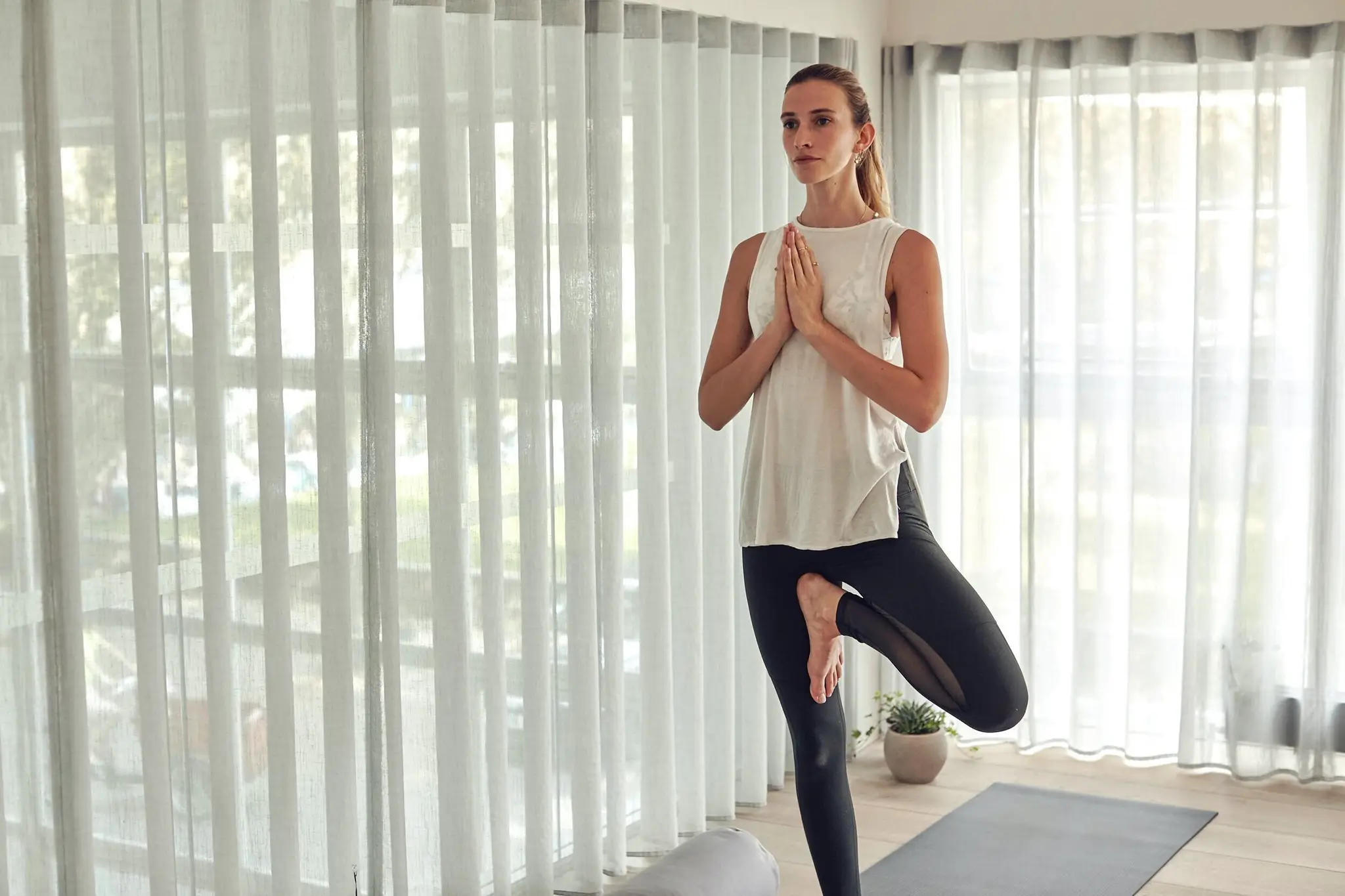 Melinda Szepesi YOGA