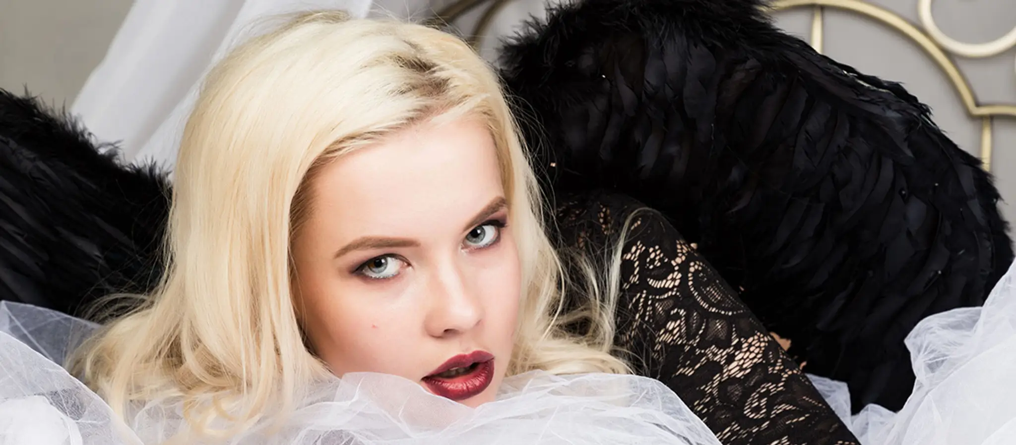 Angels massage parlour - Leeds