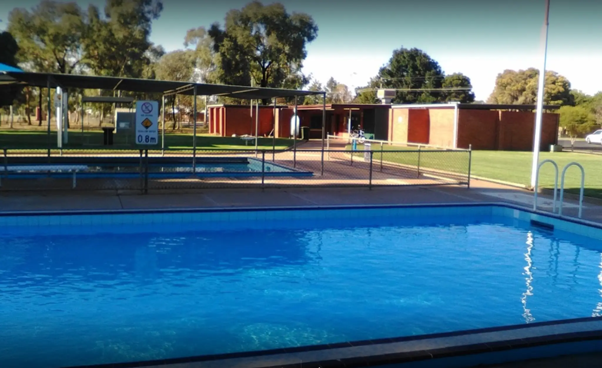 Wentworth Swimming Pool