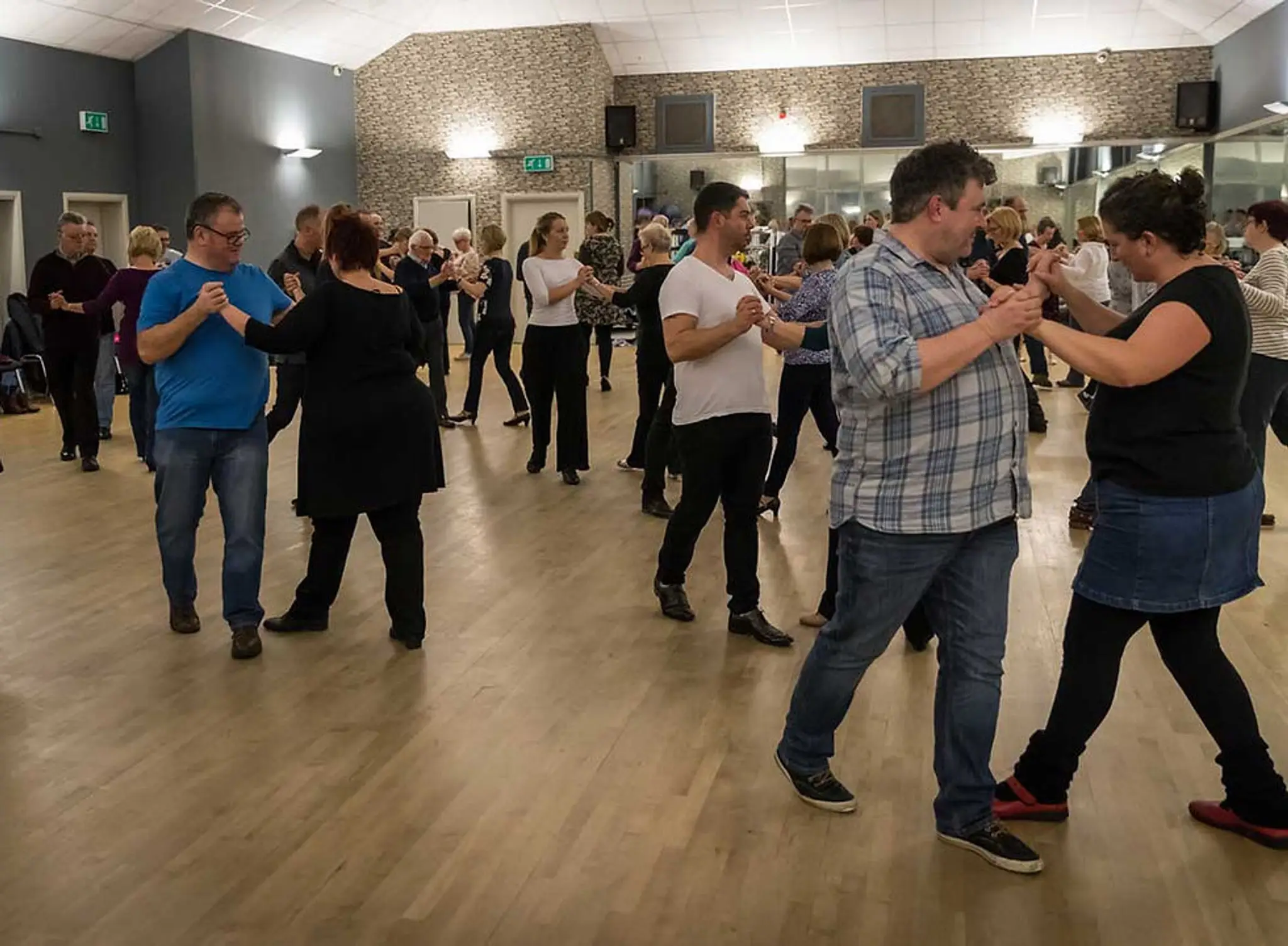 Dizzyfeet Dancing @ 24/7 Fitness