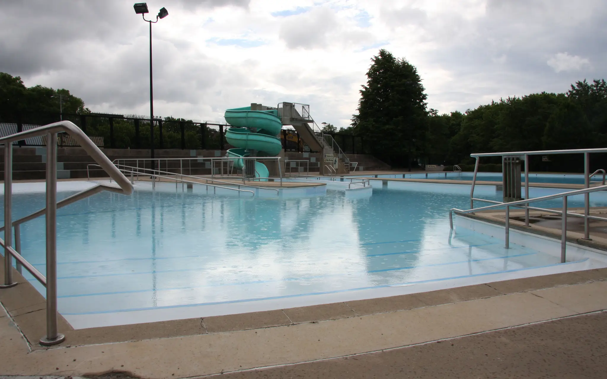 Riverdale Park East Outdoor Pool