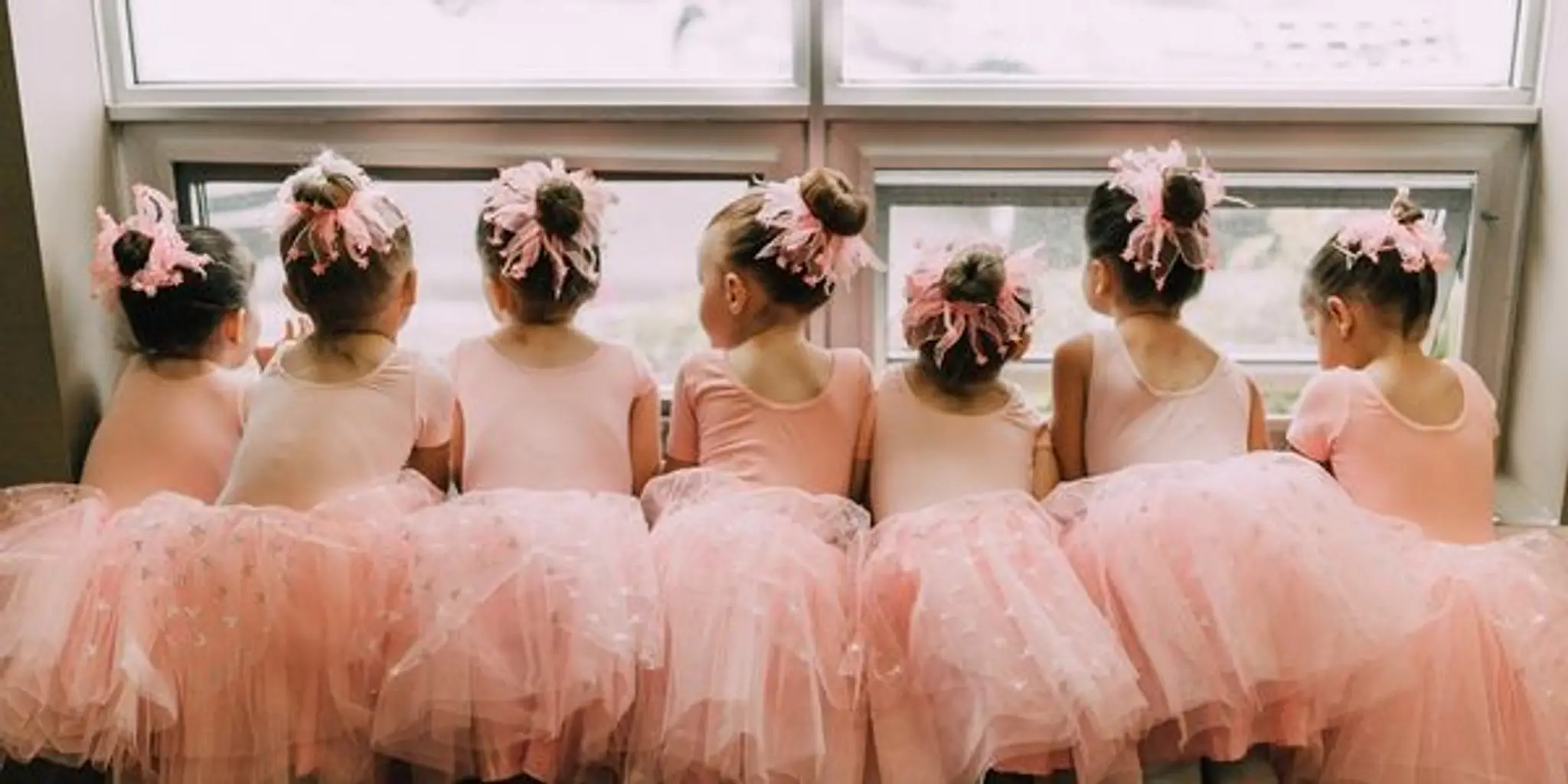 THE DEBORAH LAXTON SCHOOL OF DANCE