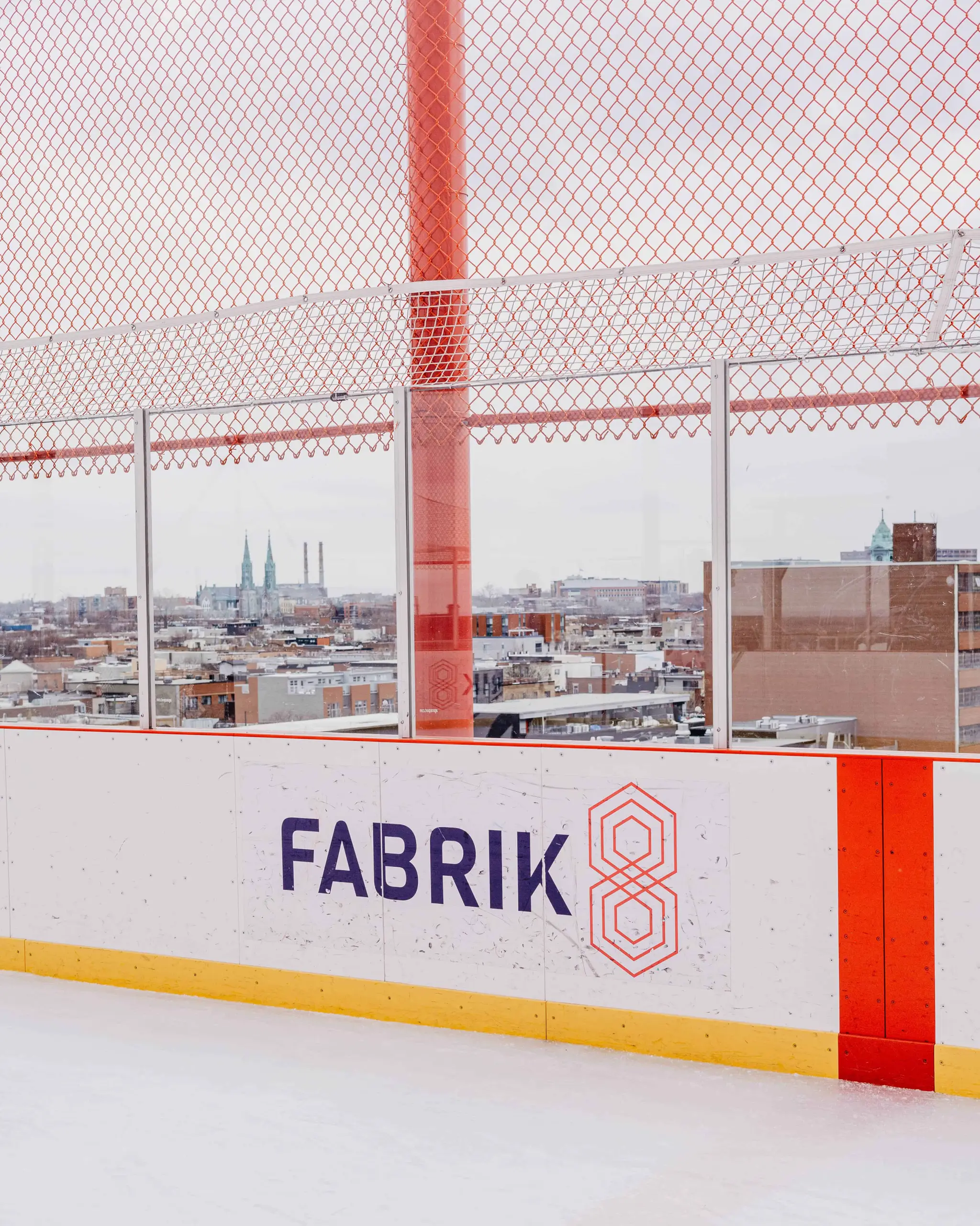 Fabrik8 - Ice Skating & Multisports Field