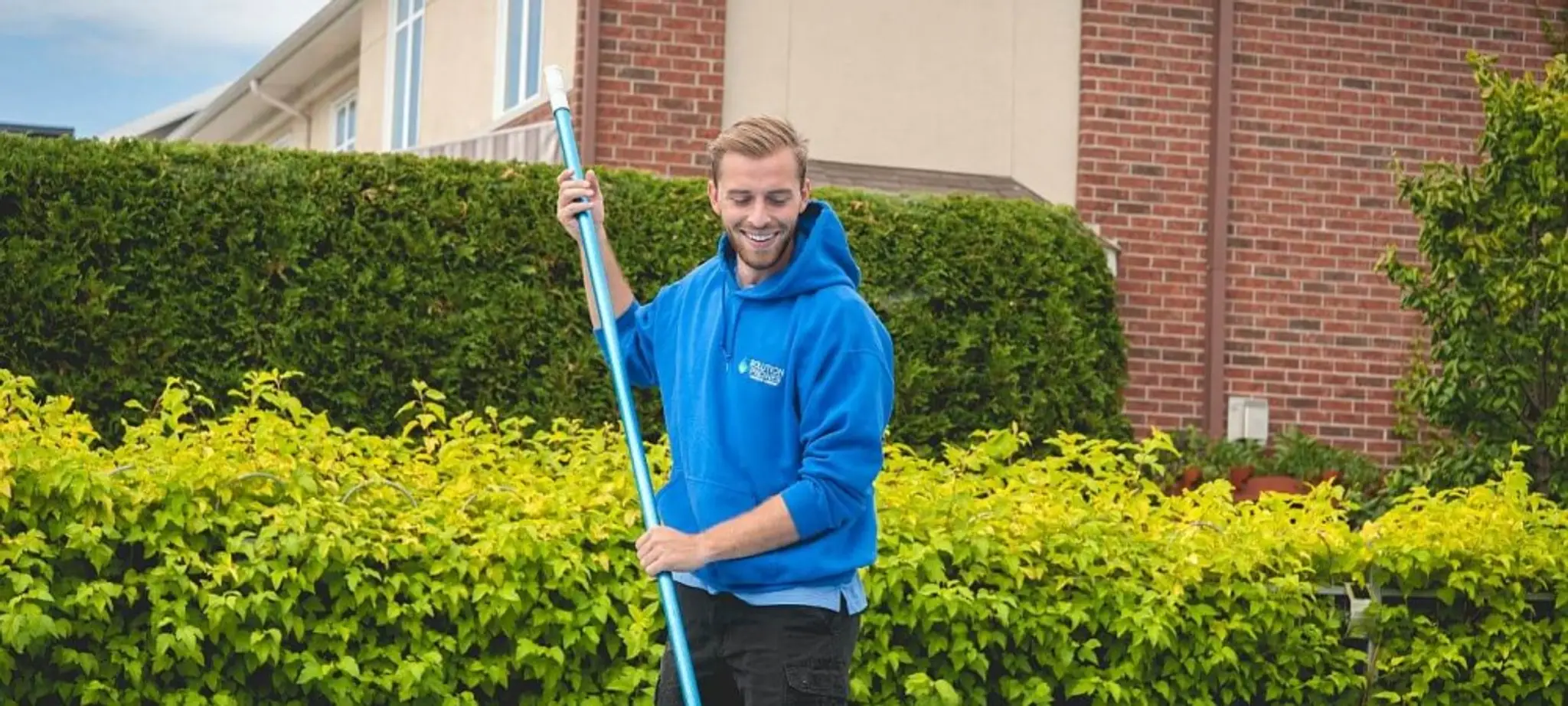 Solution Piscines - Entretien et nettoyage de piscines