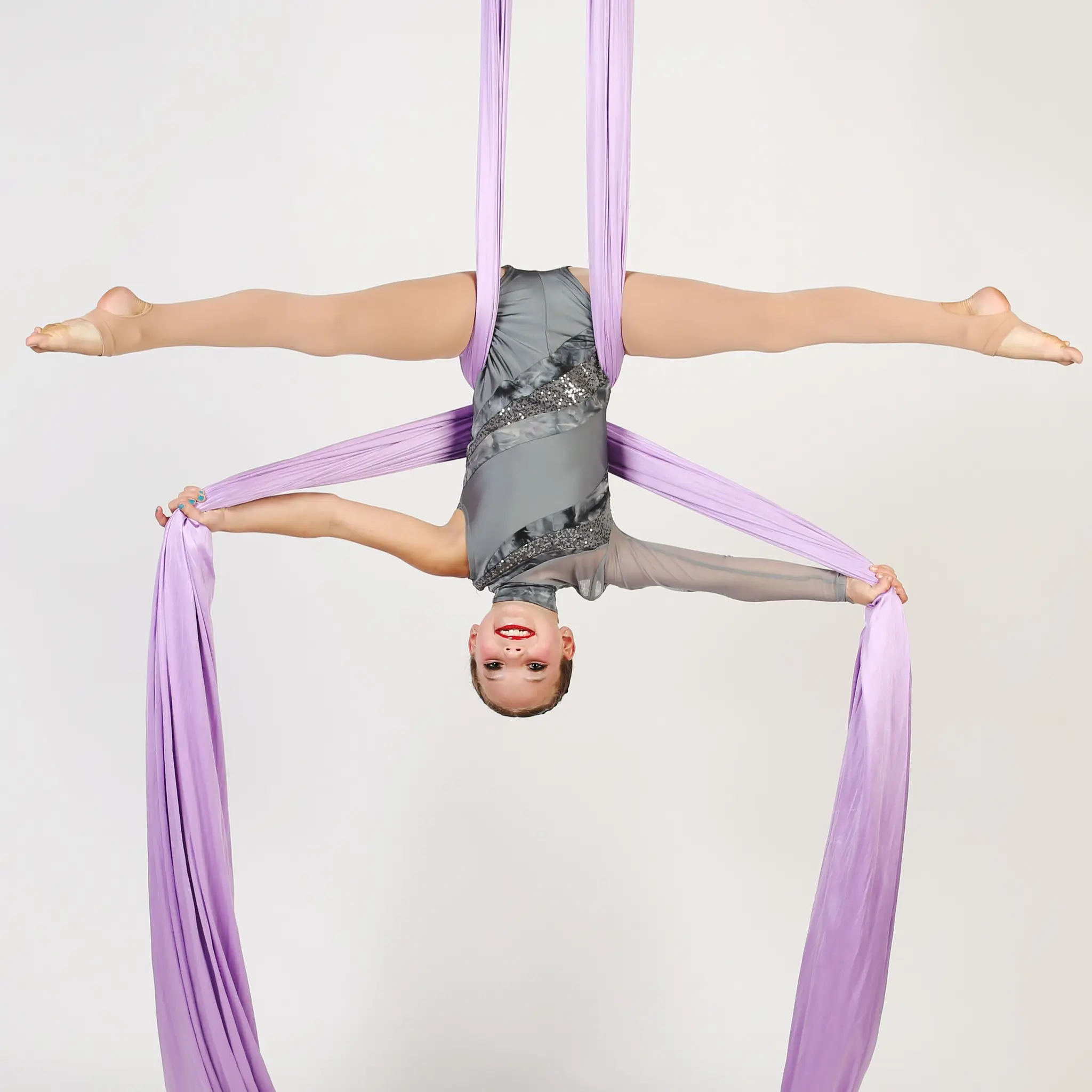 En L'air Academy Of Dance And Aerial