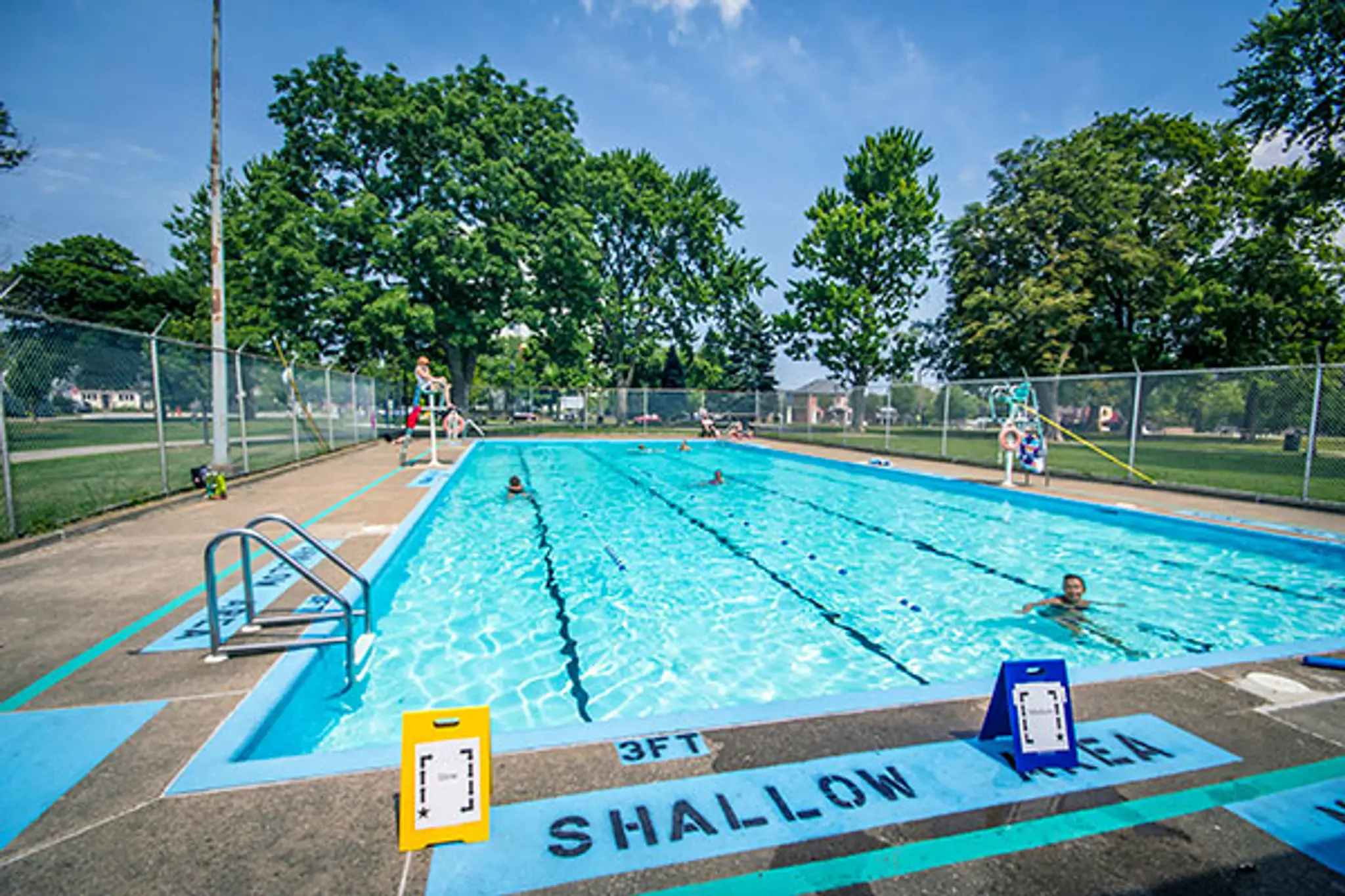 Victoria Park Outdoor Pool