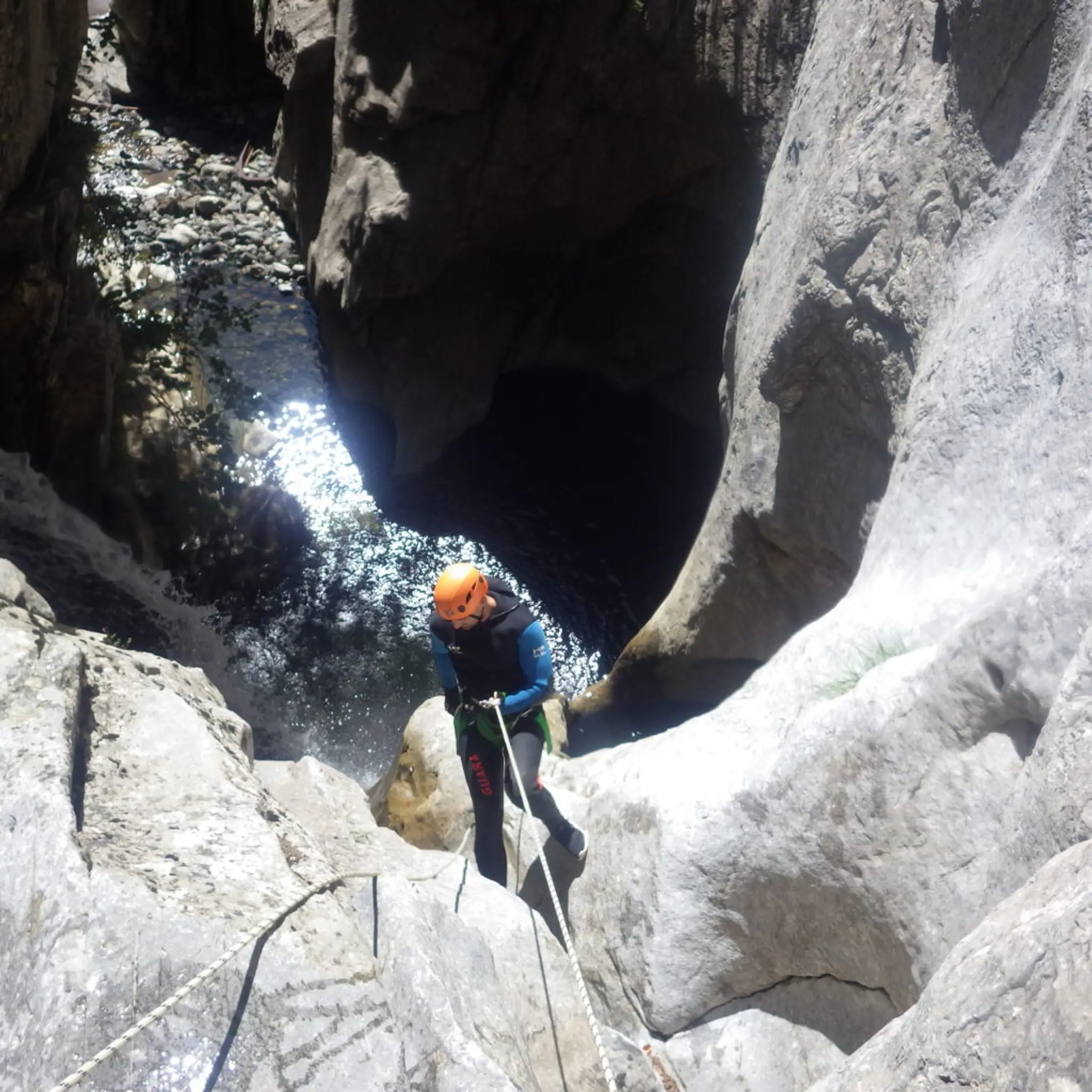 Escarando - Moniteur Et Accompagnageur Randonnée Escalade Canyoning Via Ferrata