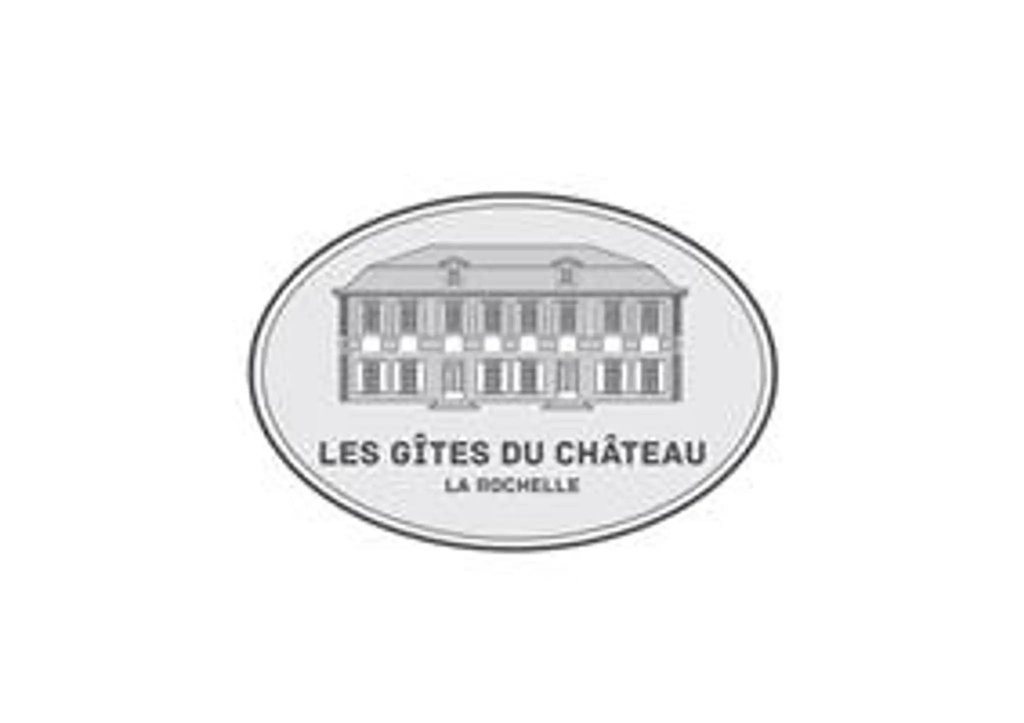 Lodges du Château : gîtes de charme/lodges insolites piscine et poêle à granulés La Rochelle