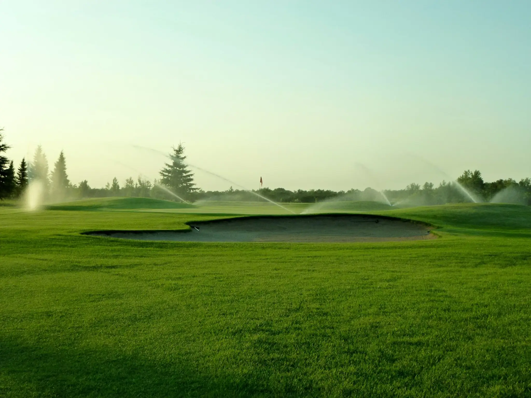 Putters Grill & Mini Golf