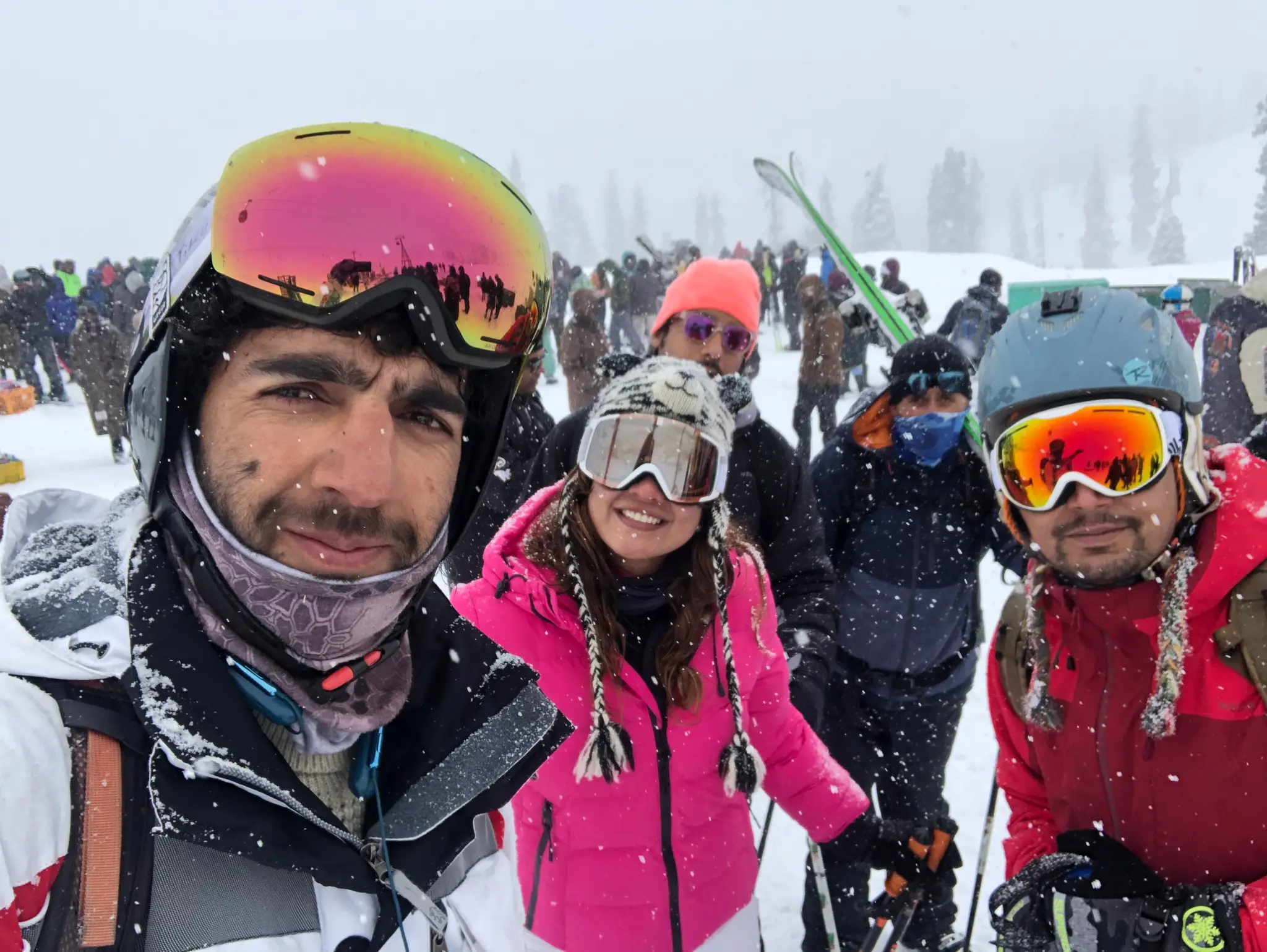 Kashmir ski And Snowboarding School