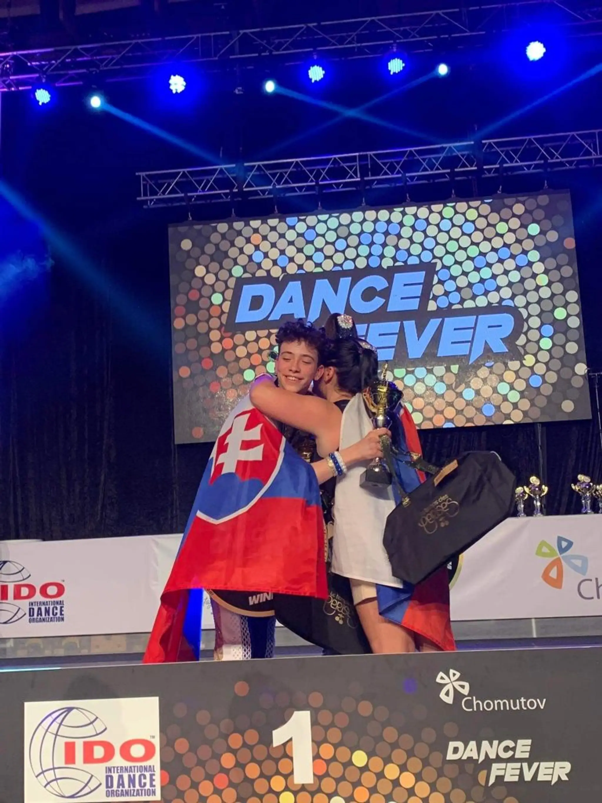 DEEP DANCE CENTER