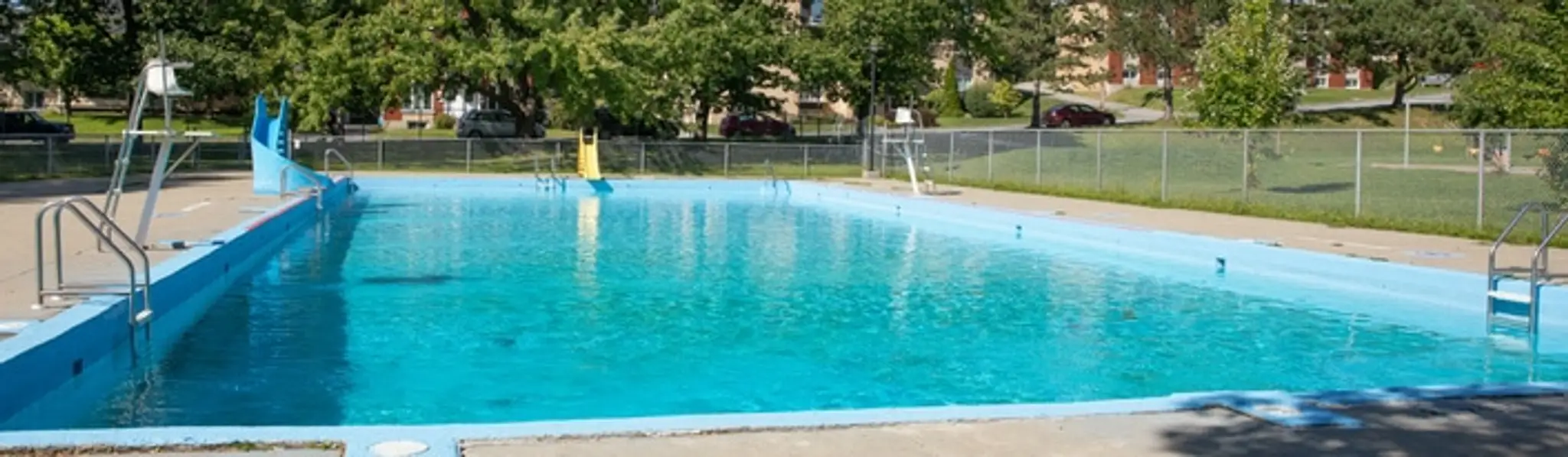 Piscine intrieure Montcalm