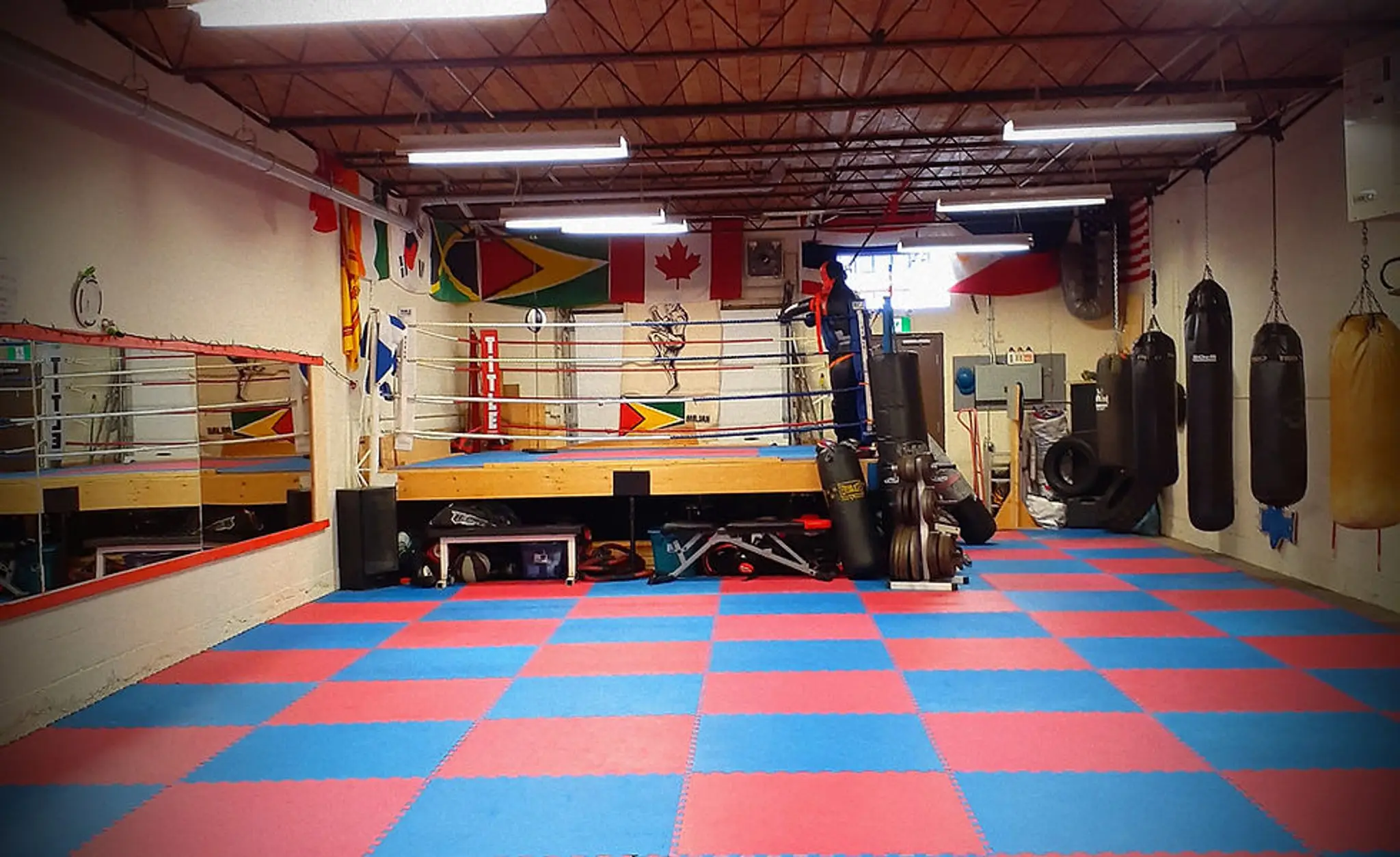 Double Dragon Kickboxing & Muay Thai