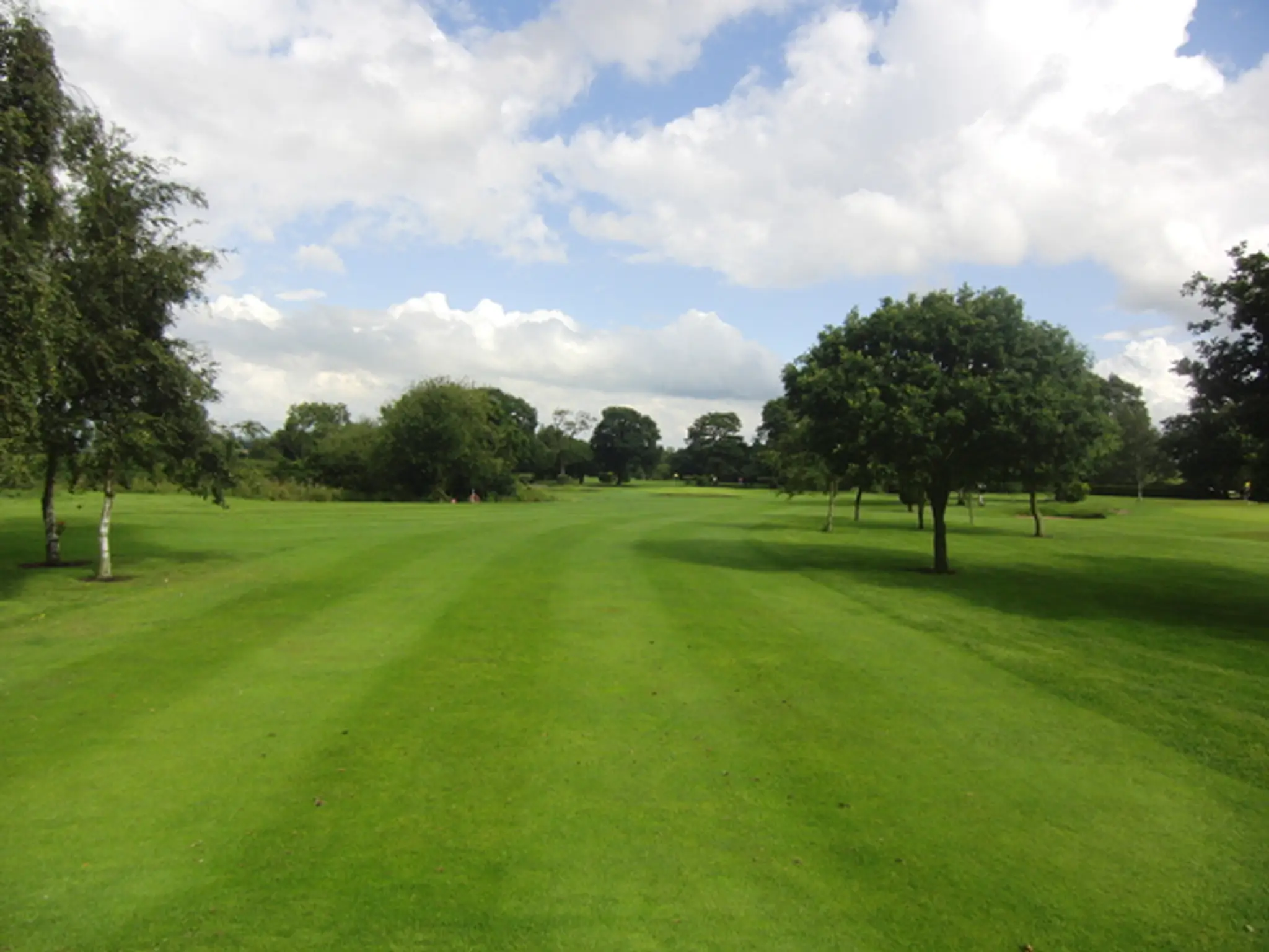 Sandfield Golf Course and Driving Range