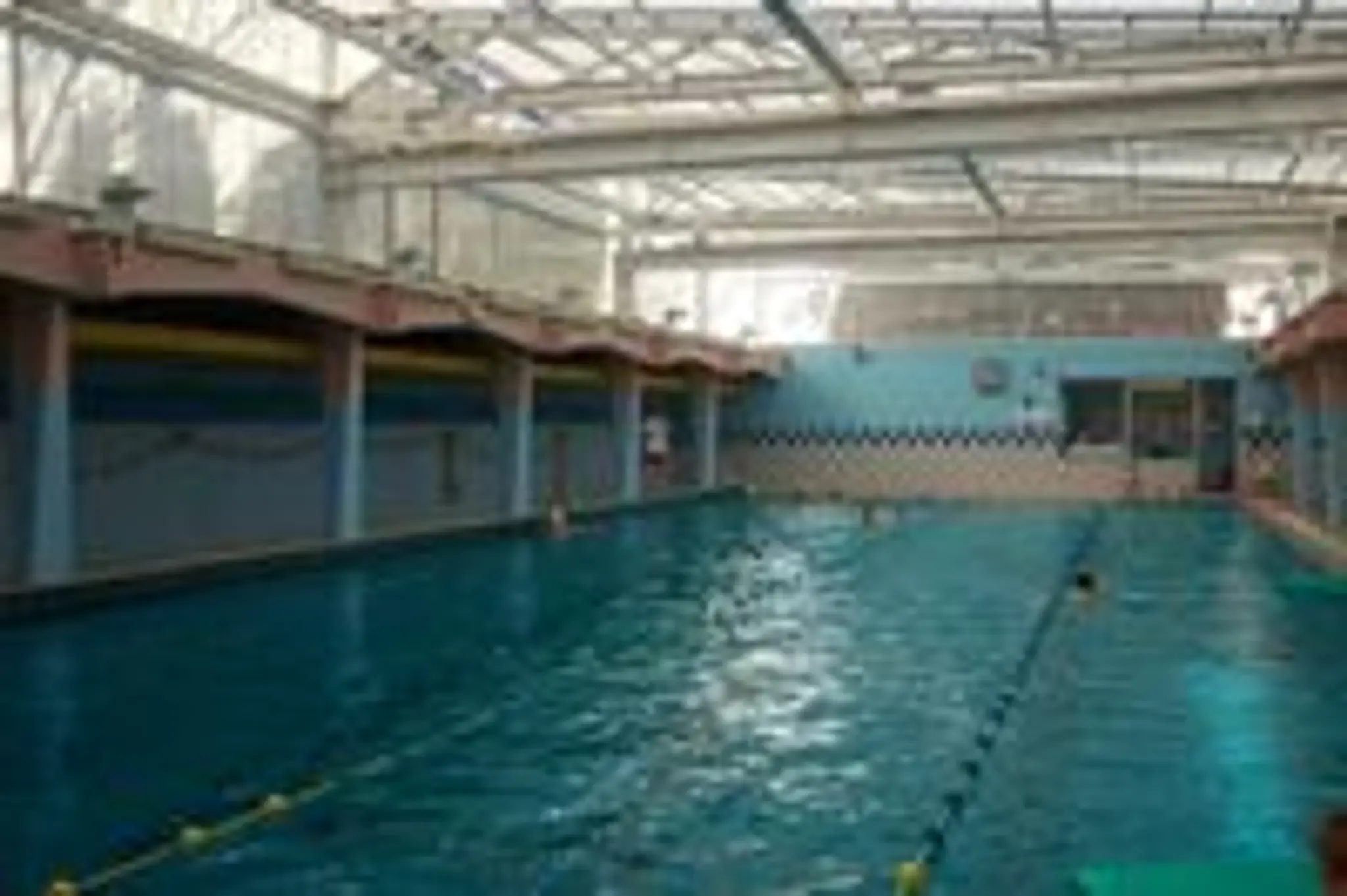 Pablo Neruda pool Nimes