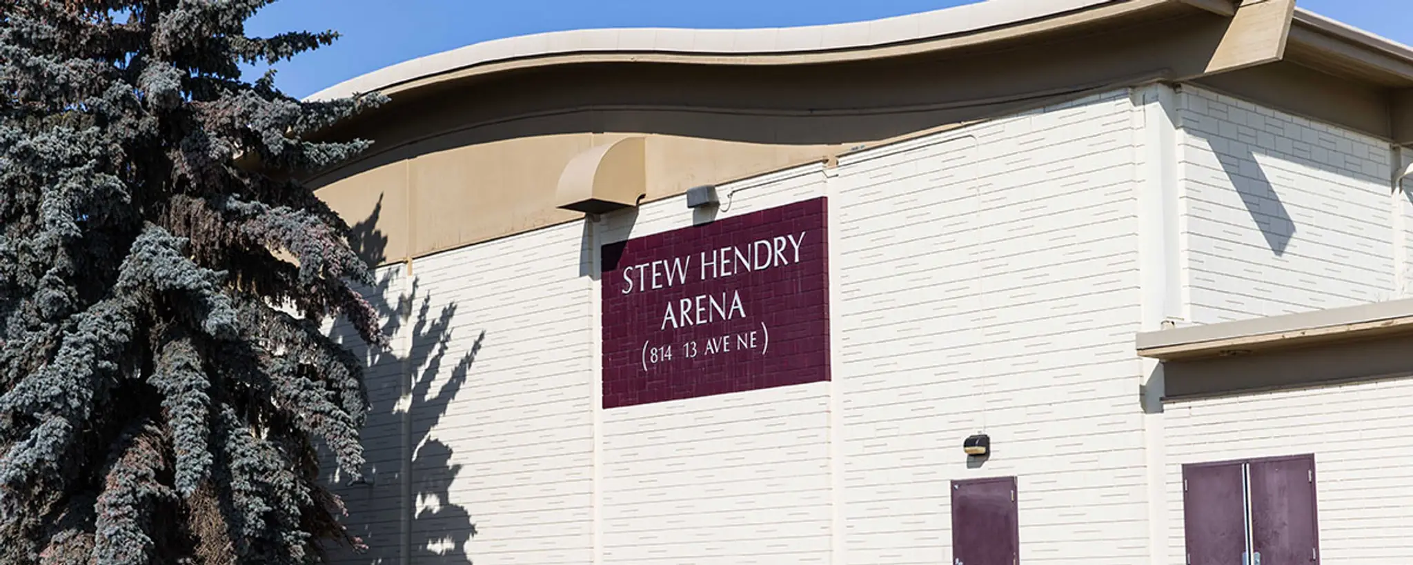 Stew Hendry / Henry Viney Arena
