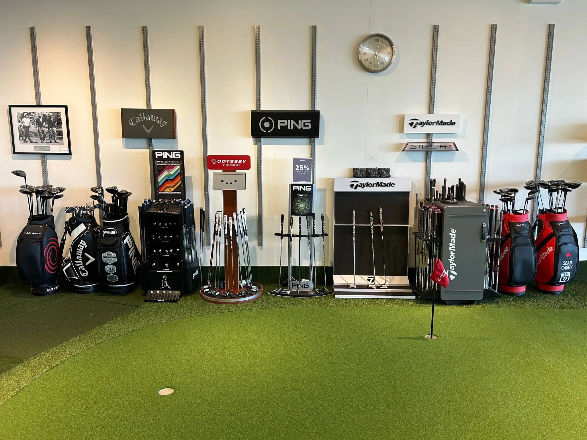 Burloak Indoor Golf