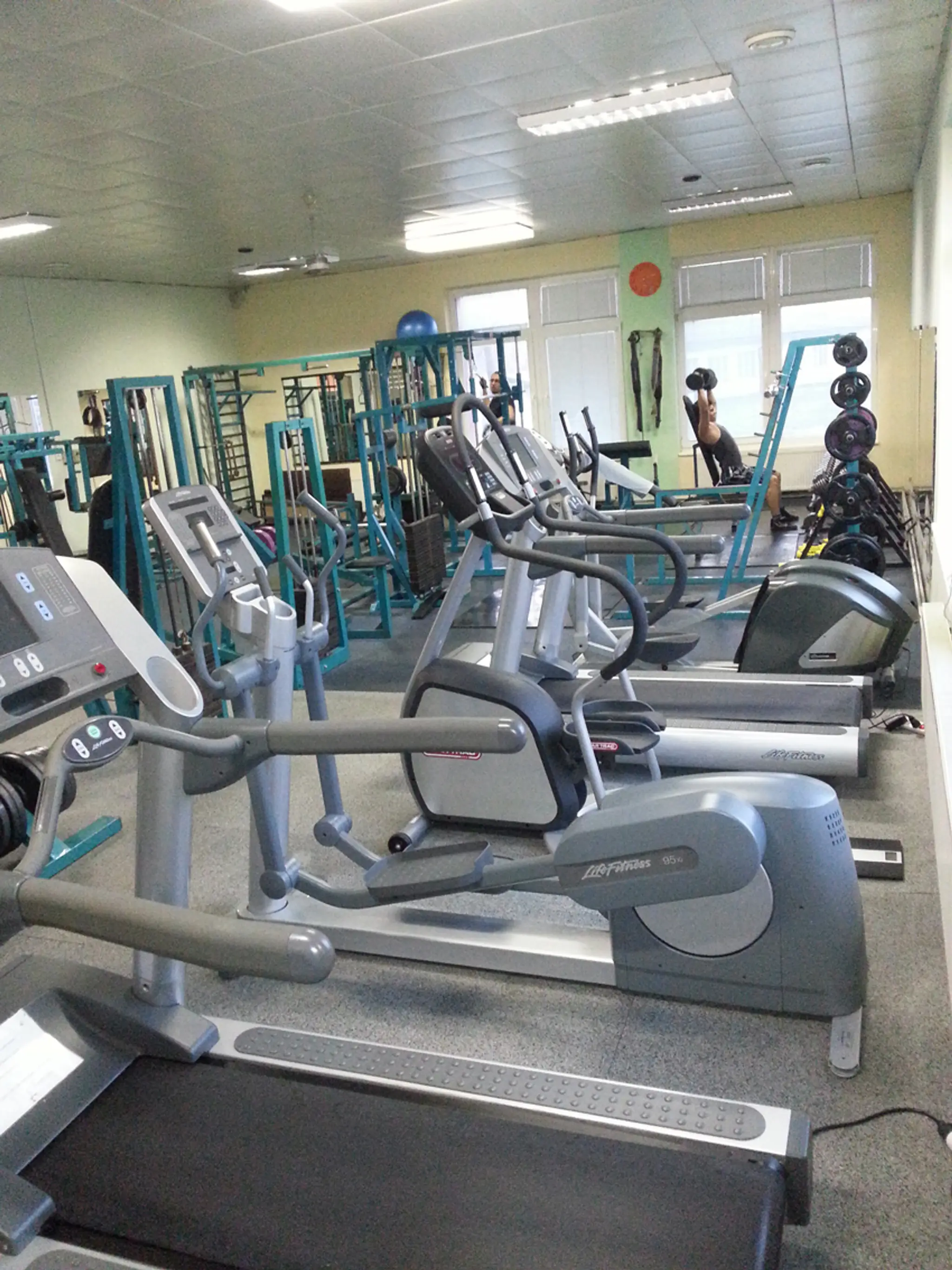 FITNESCLUB, s. r. o.