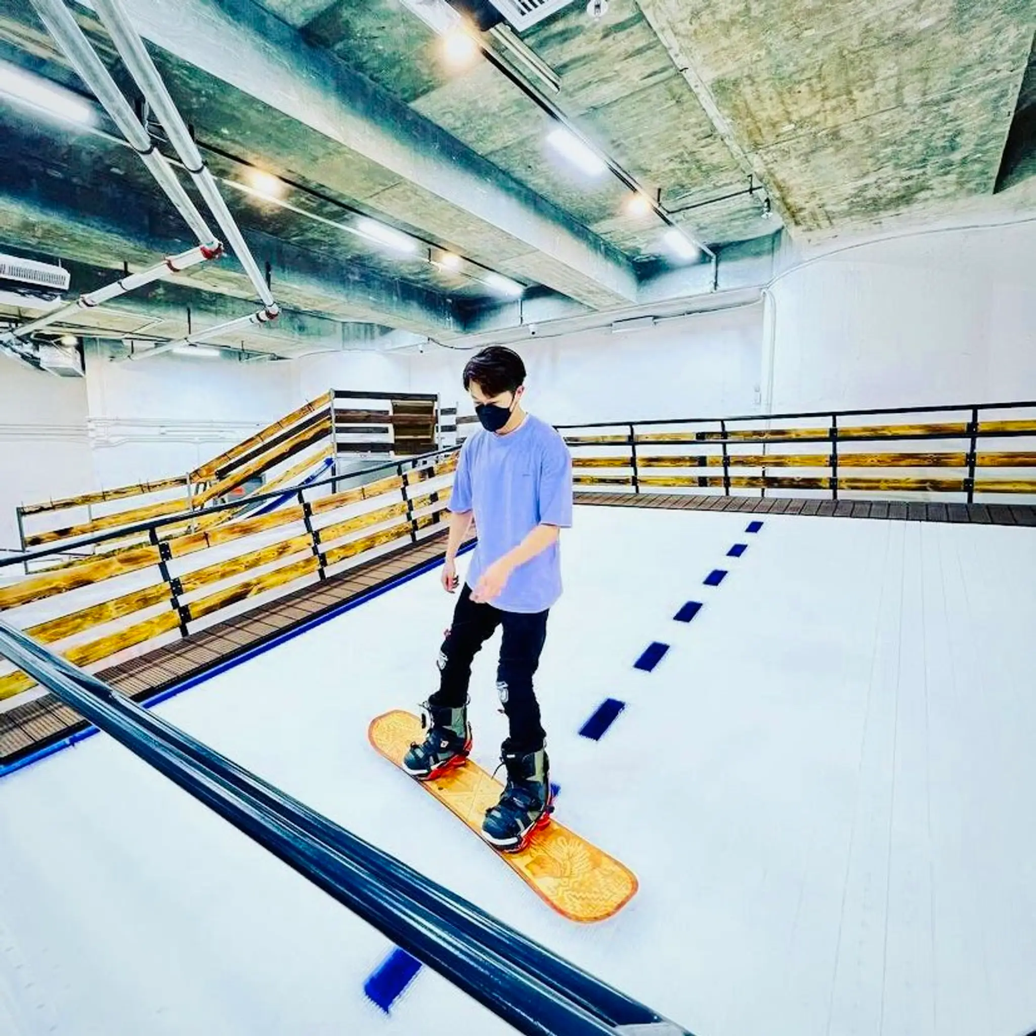 MagicPow Indoor Ski & Snowboard Training Centre