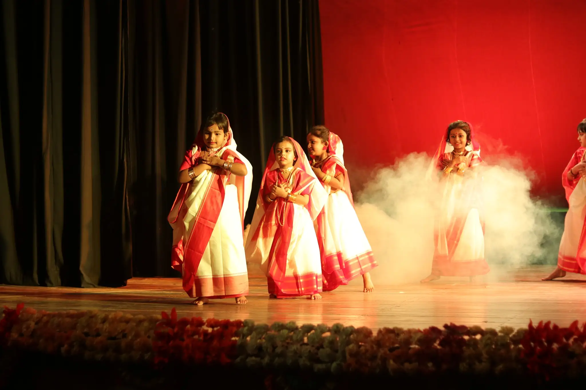 Ghungur Dance Academy | Dance school in Berhampore | Rabindranitra & Bharatnatyam |