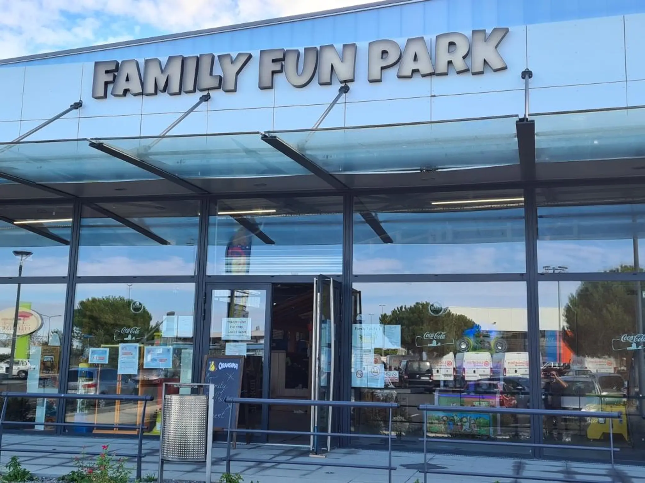 FAMILY FUN PARK