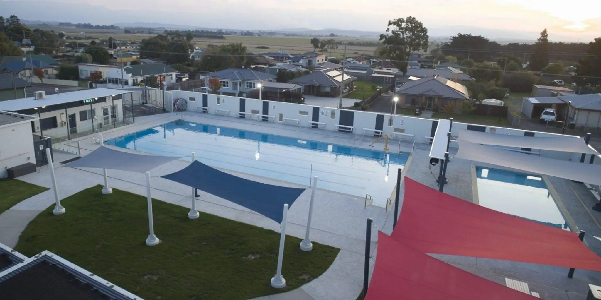 Campbell Town Swimming Pool