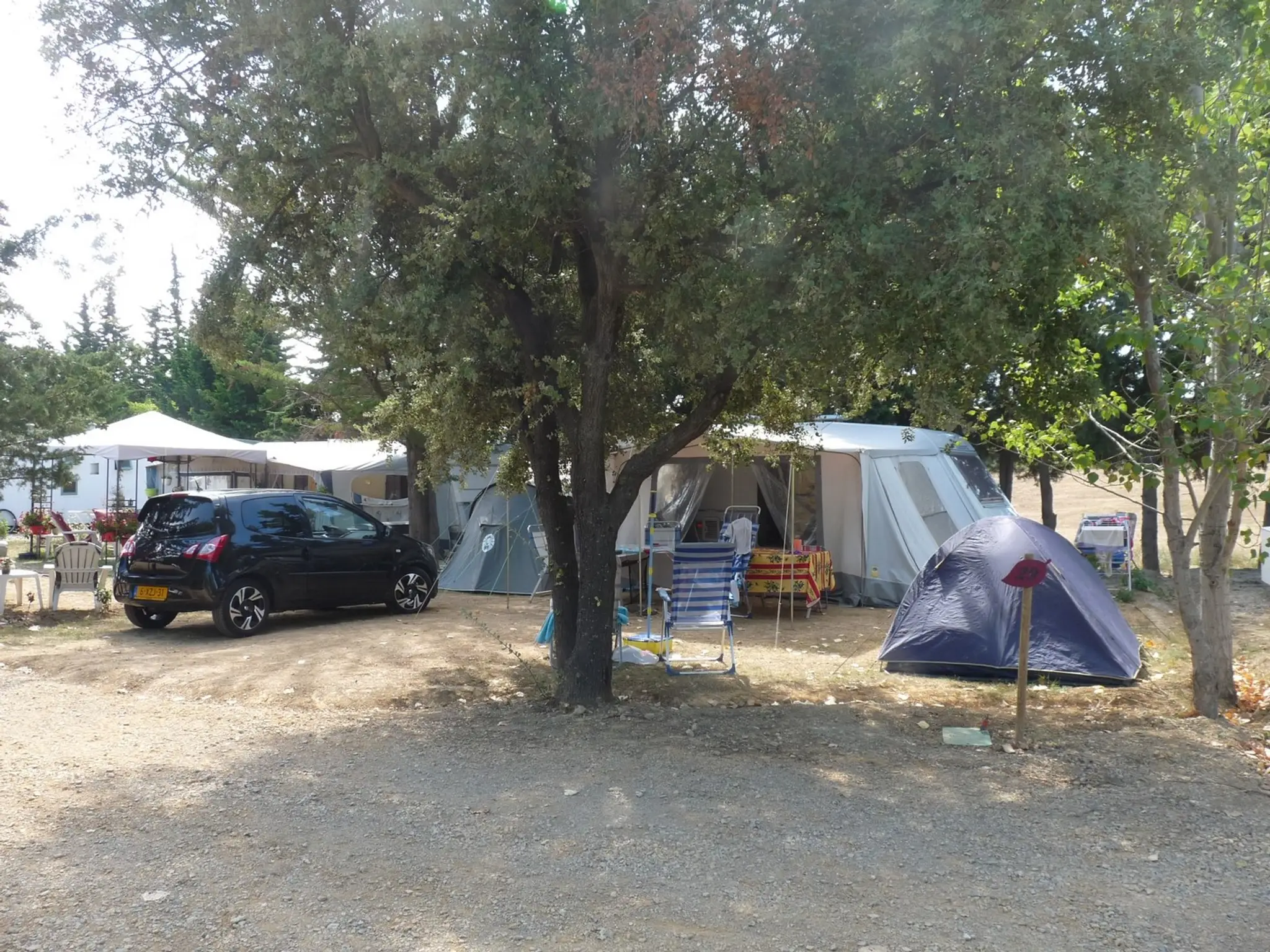 Camping Domaine Le Vernis ***
