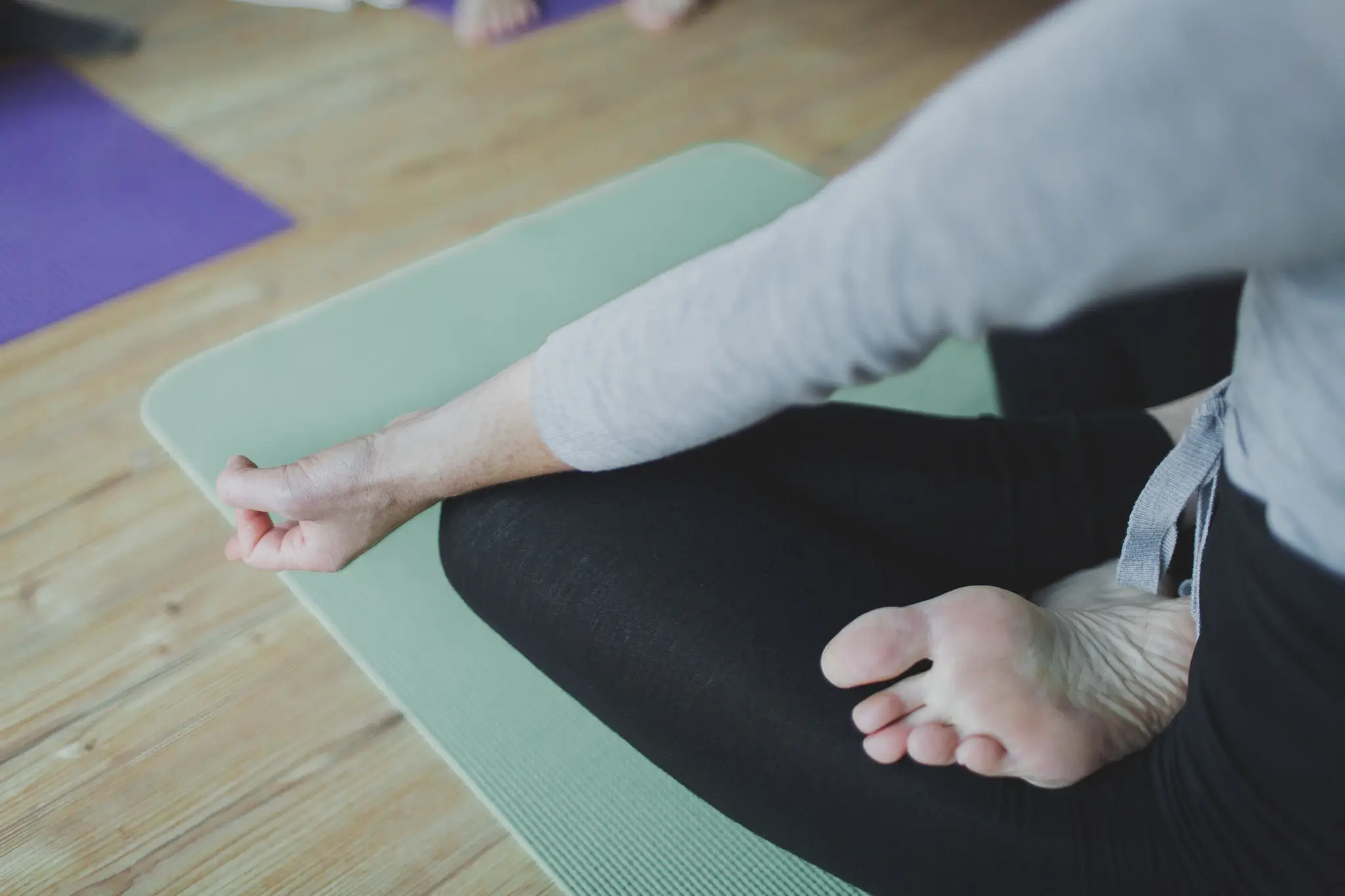 Kathryn Moynihan Yoga - Informed Flow