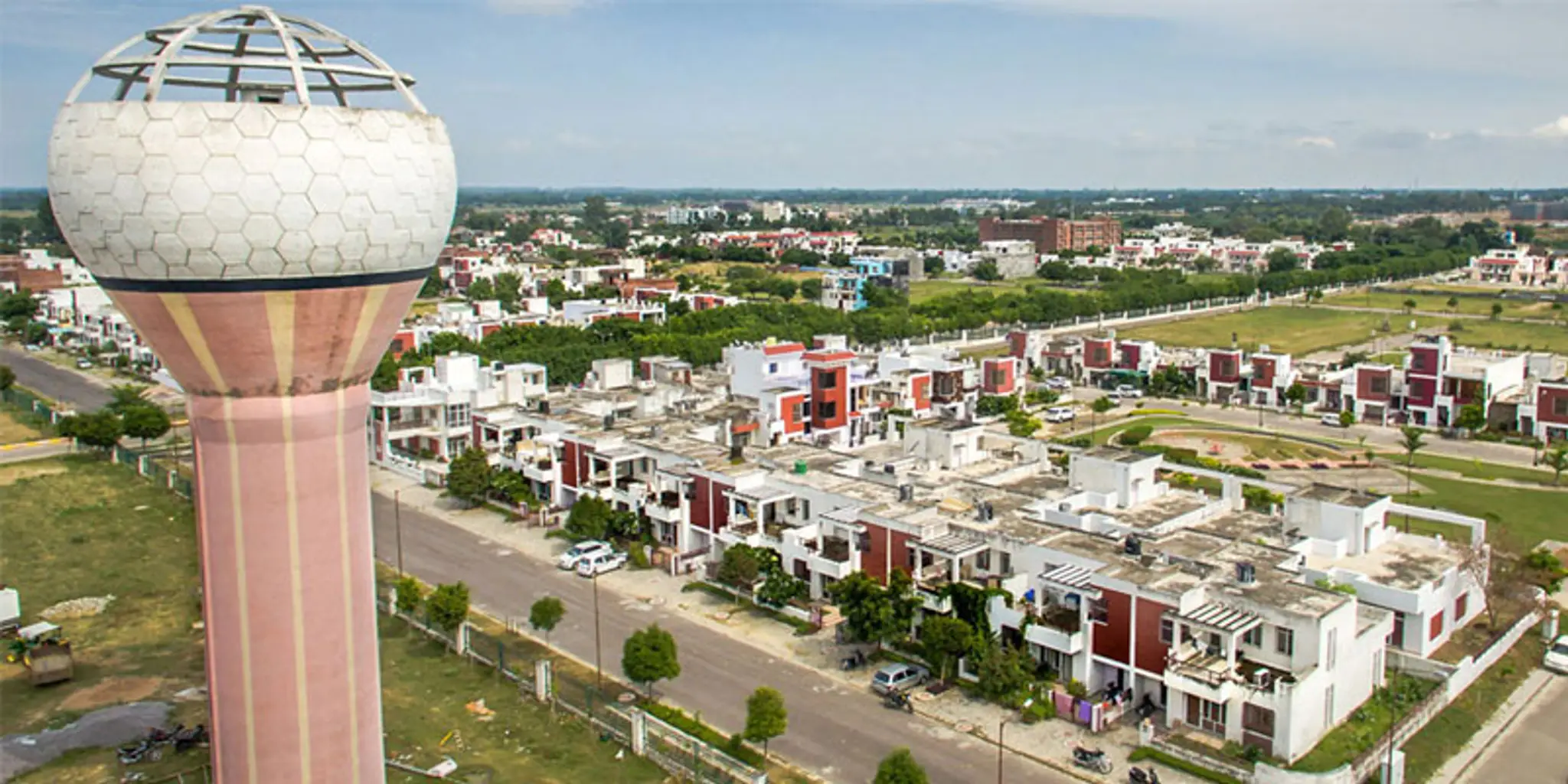 Shaheed Path -Main Entrance of Sushant Golf City