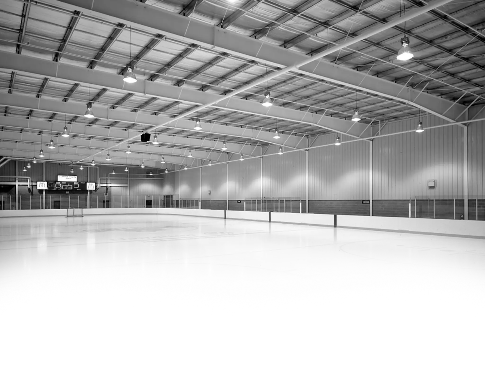Mohawk 4 Ice Centre
