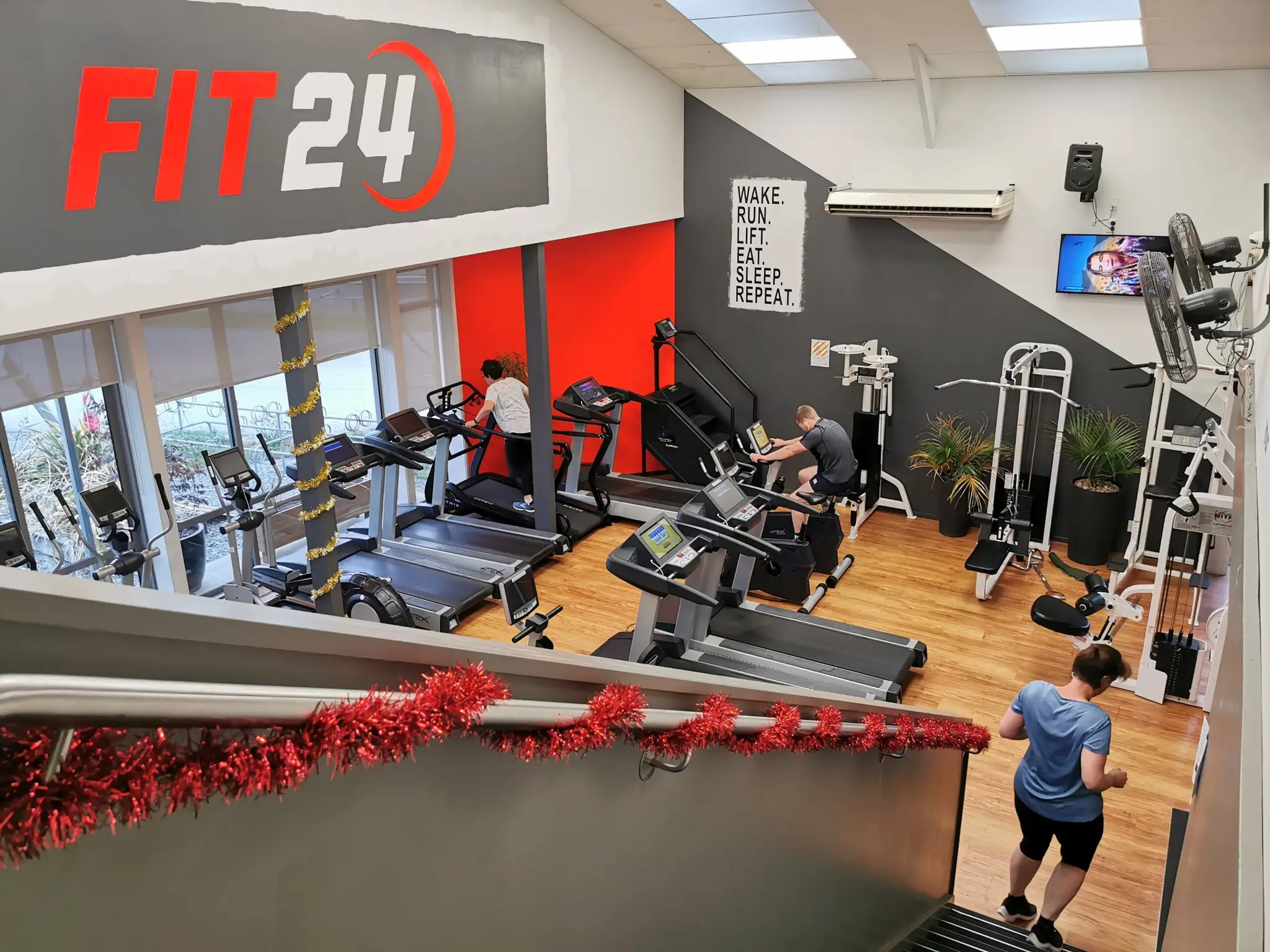 Fit24