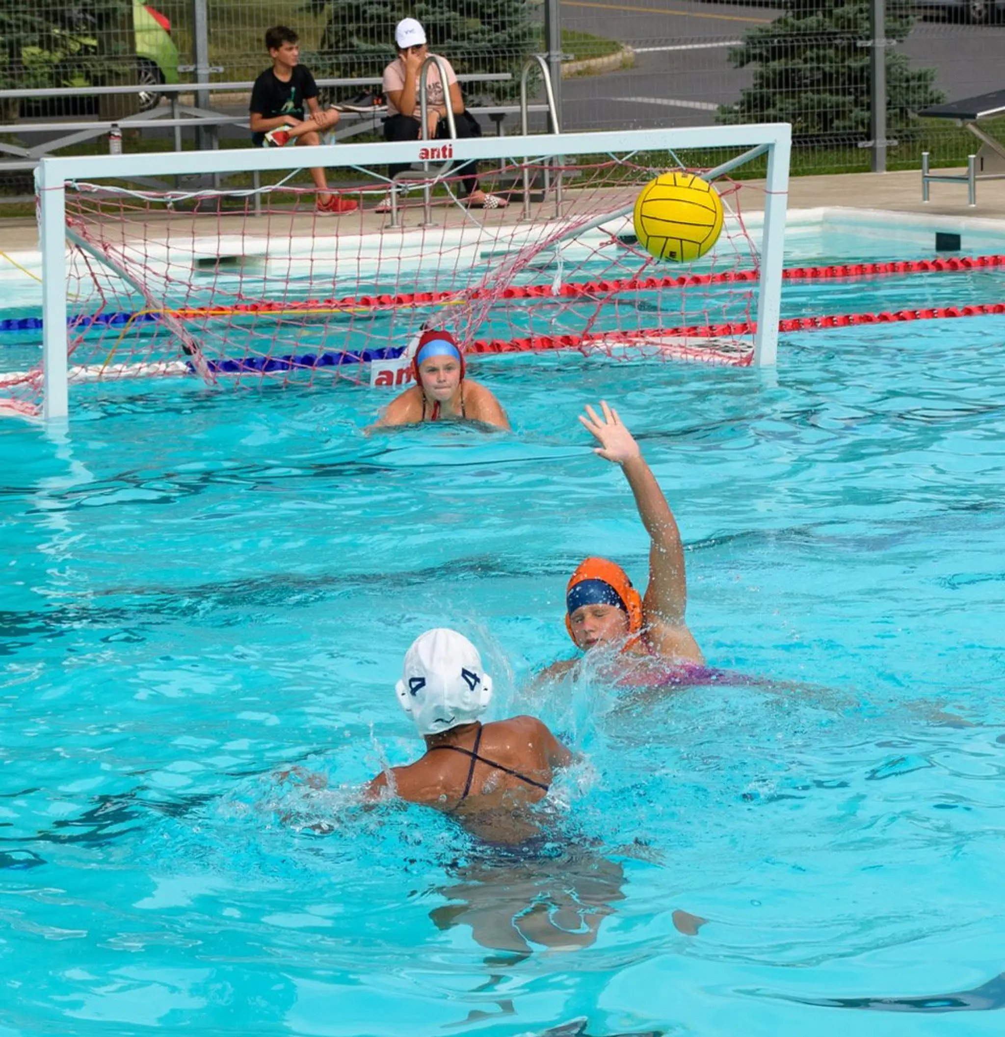 Elm Park swimming pool