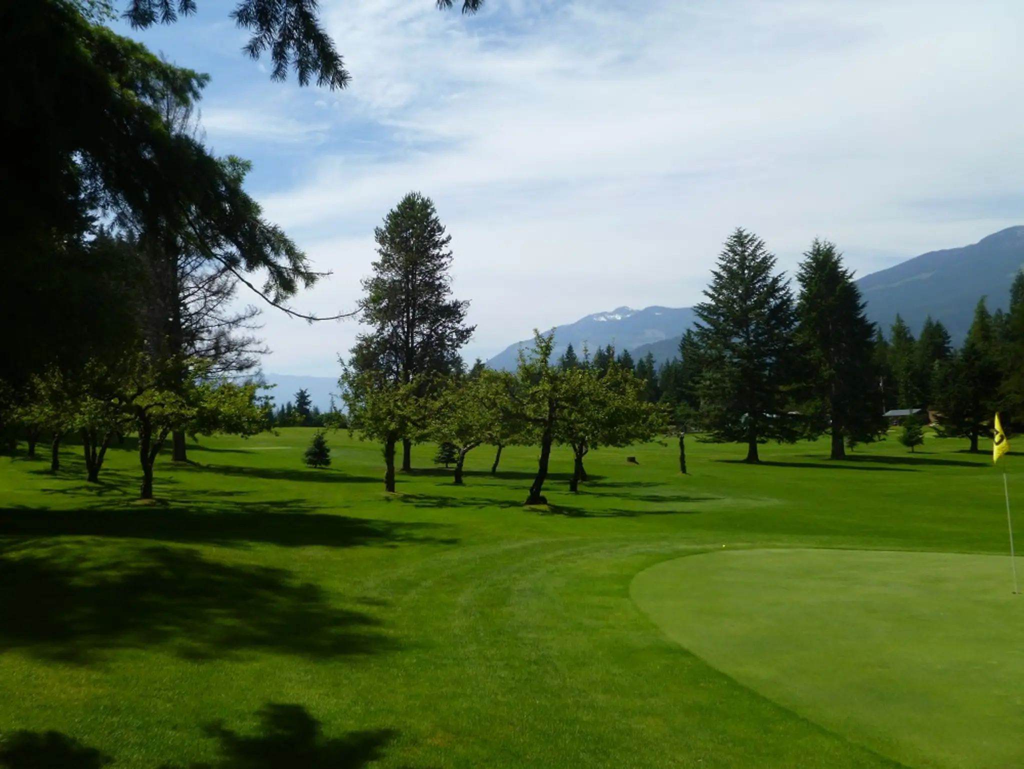 Riondel 9 Hole Golf Course