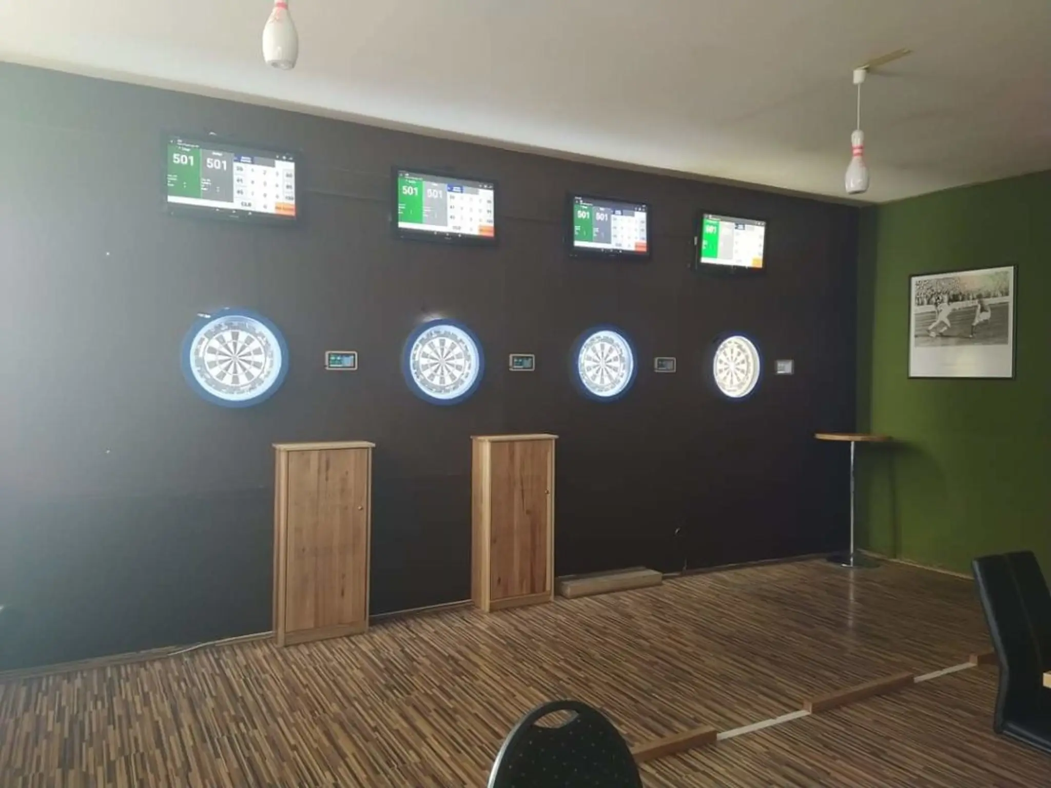 Time Out Bowling Pub