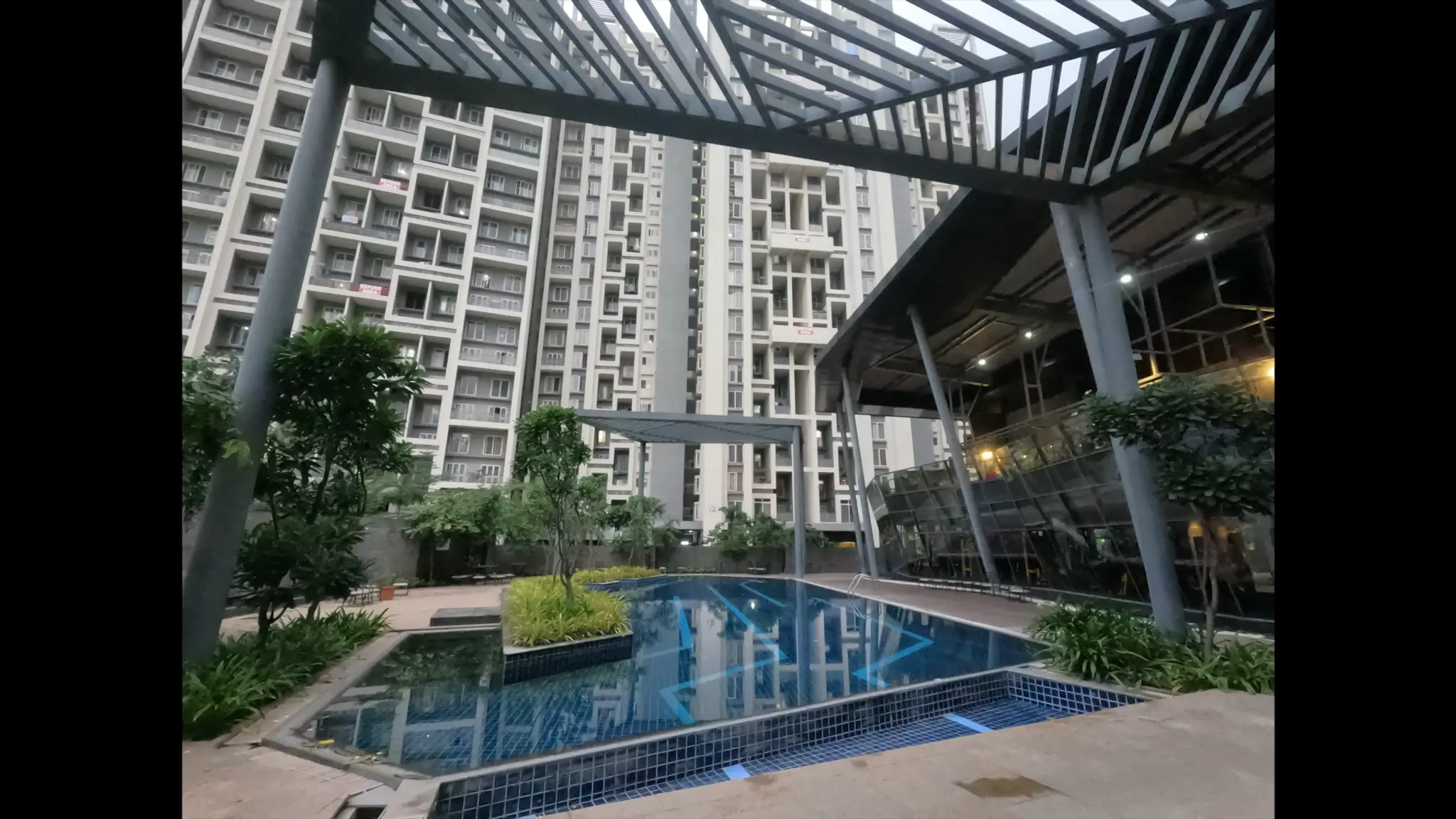 Michael Phelps Swimming at TSG Urban Sports Thane