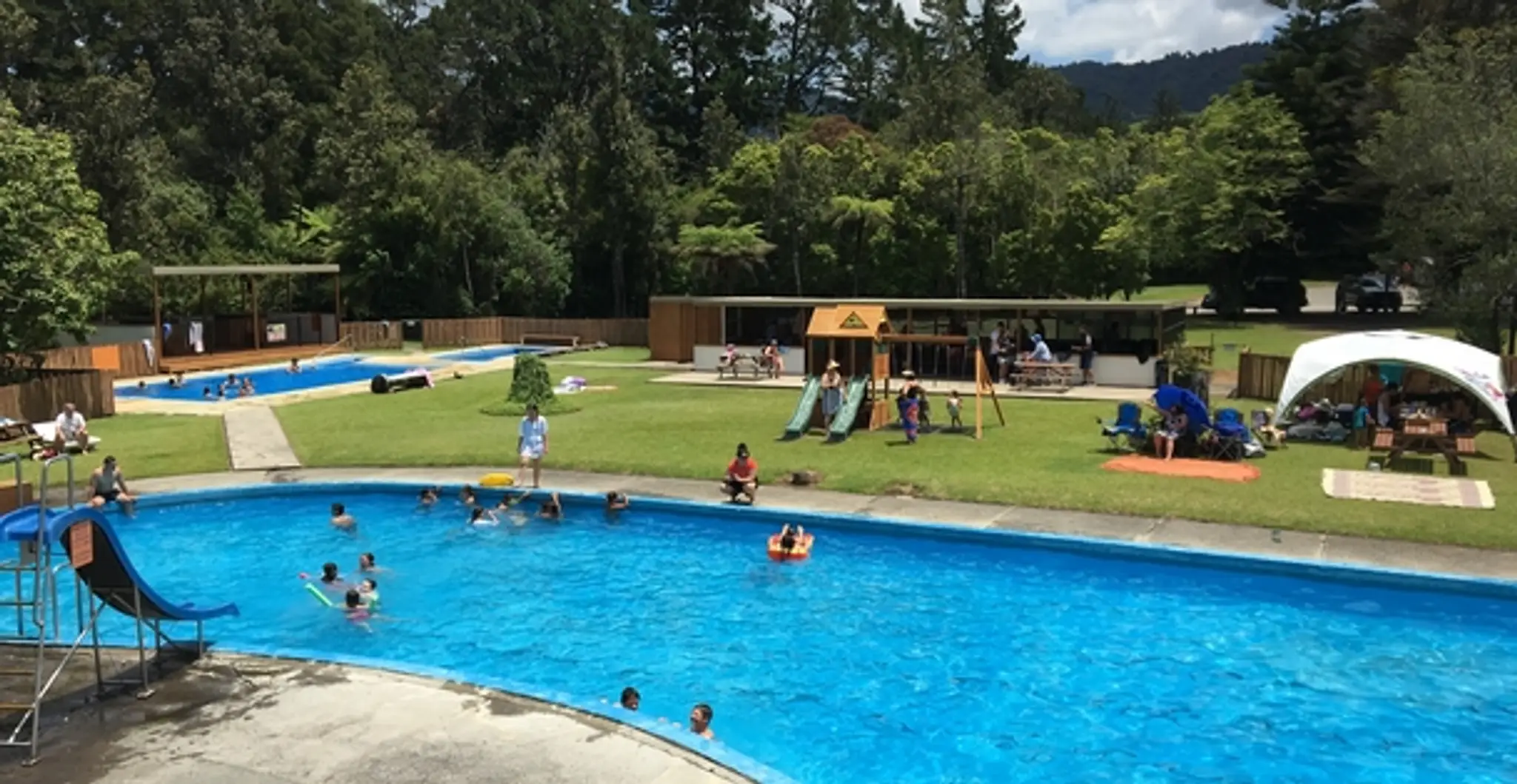 Sapphire Springs Holiday Park & Mineral Pools