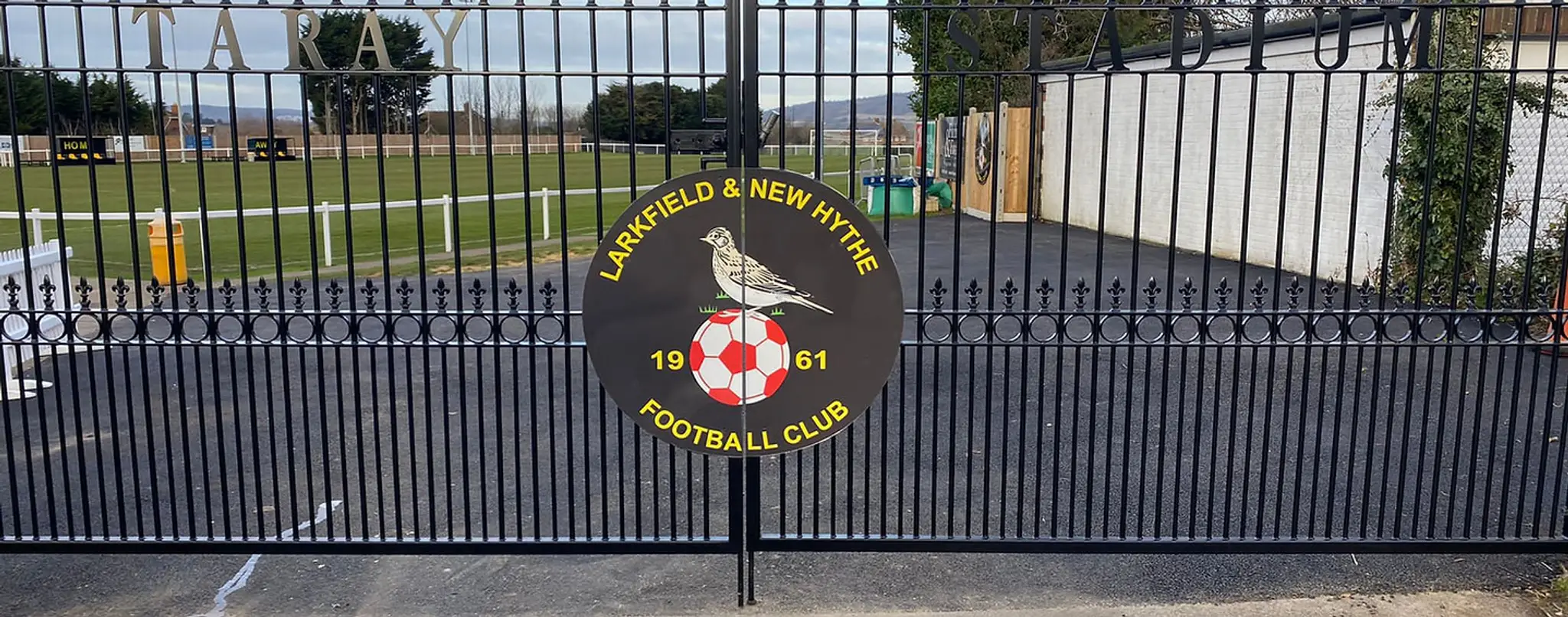Larkfield & New Hythe Wanderers F.C.