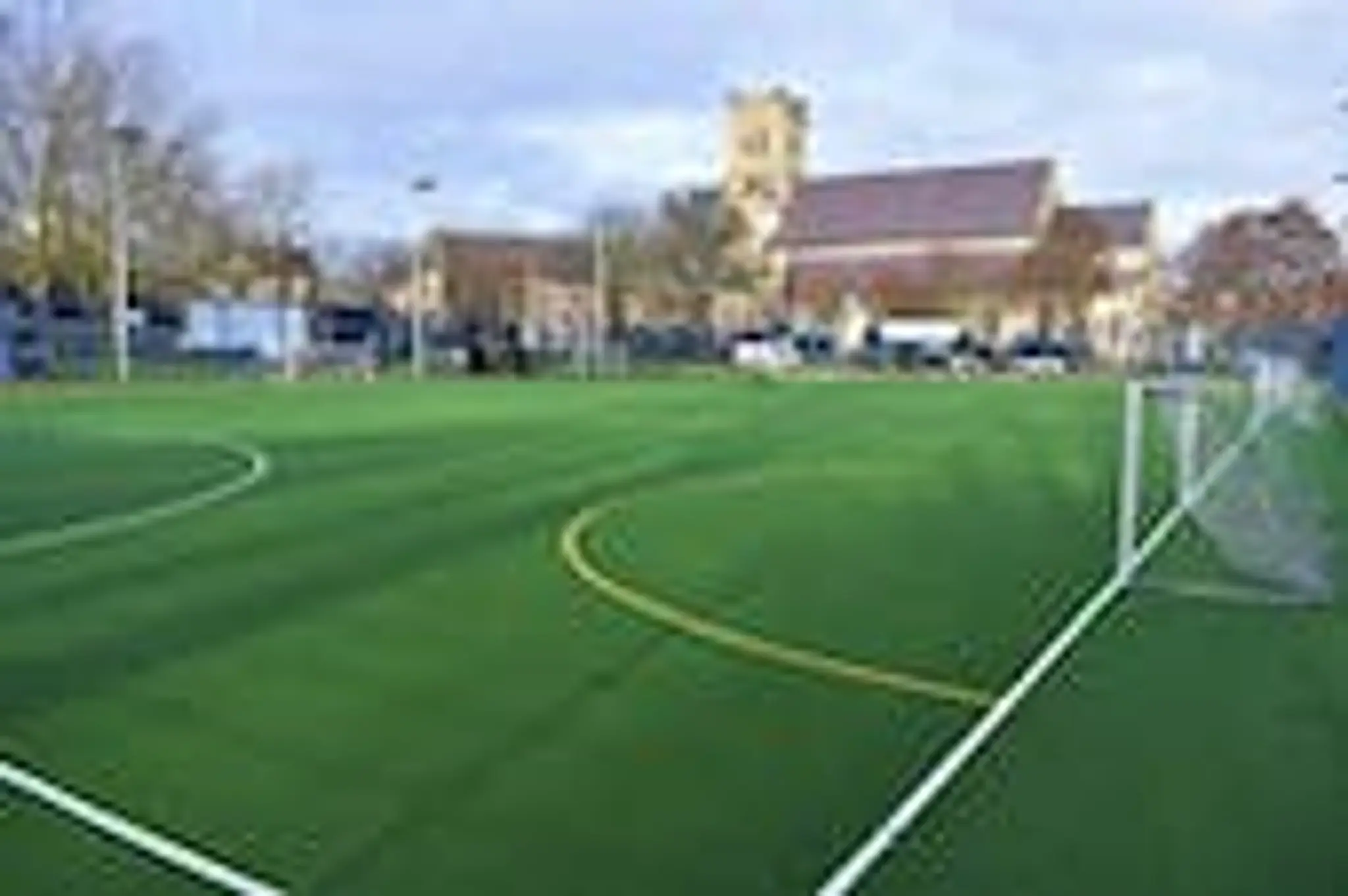 Whyteleafe Sports Centre (football club)