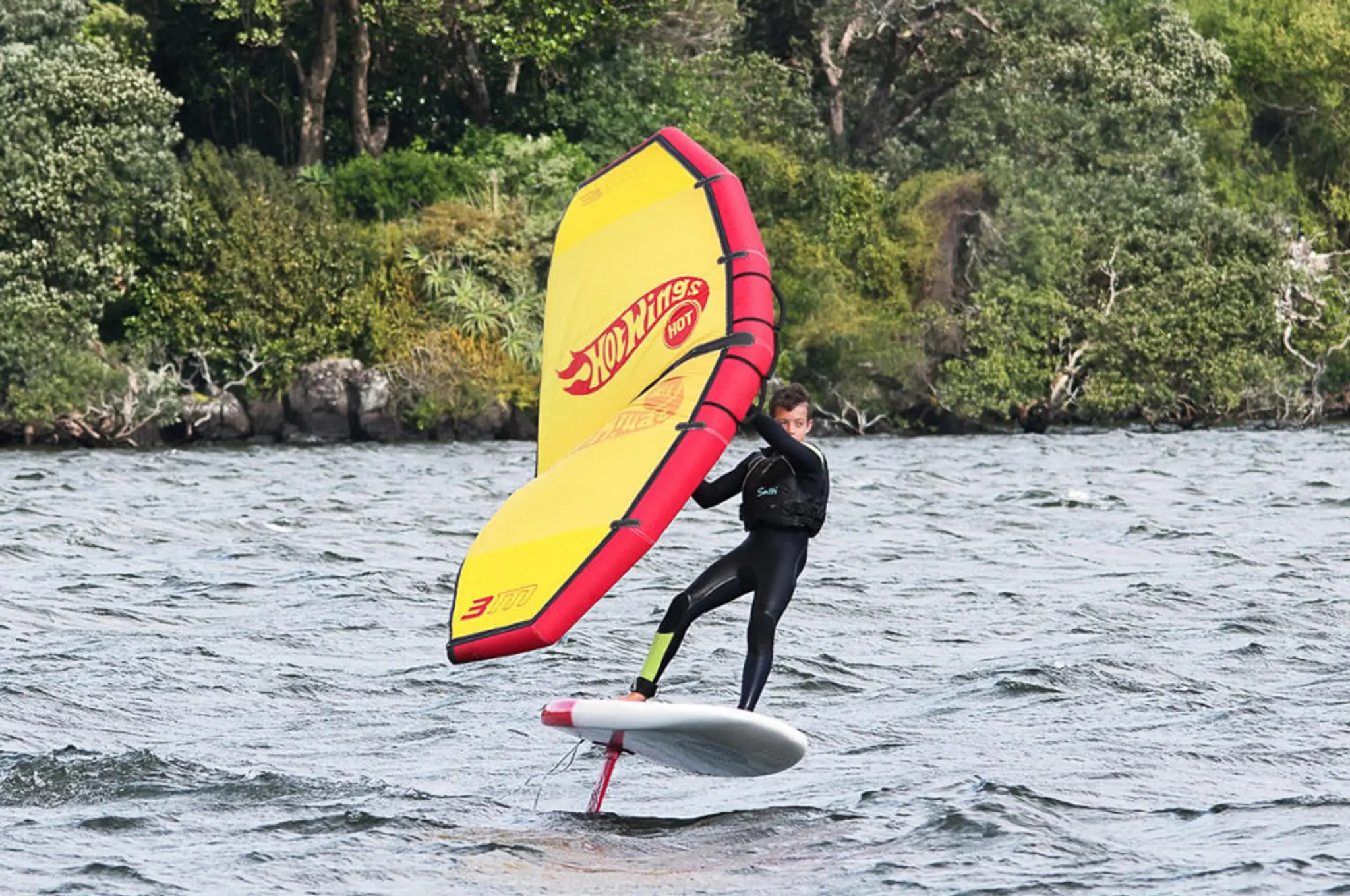 Madloop Windsurfing School and Rentals