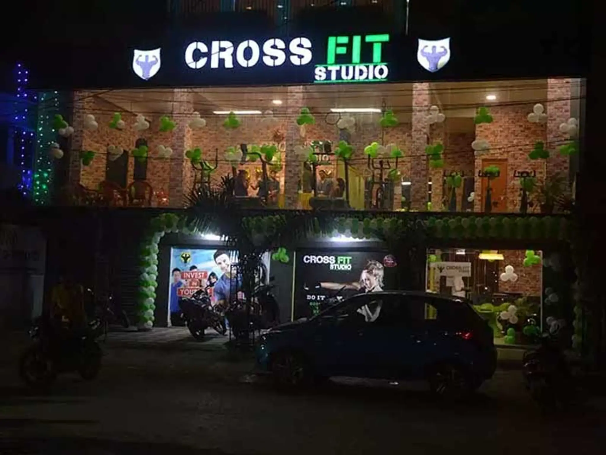 CROSSFIT GYM