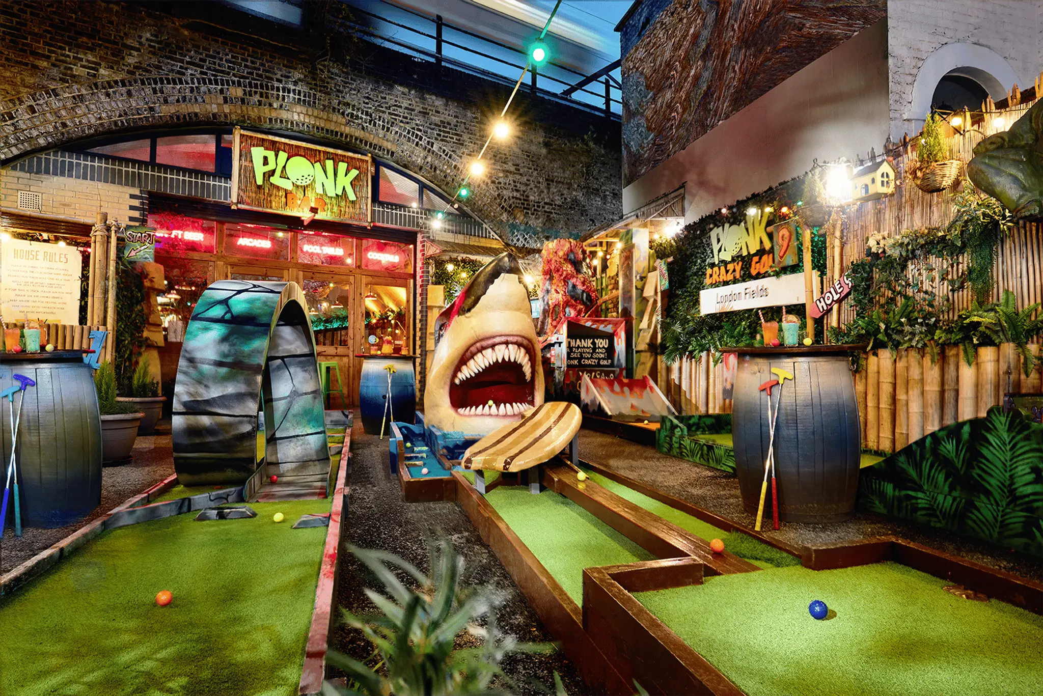 Plonk Crazy Golf - Hackney