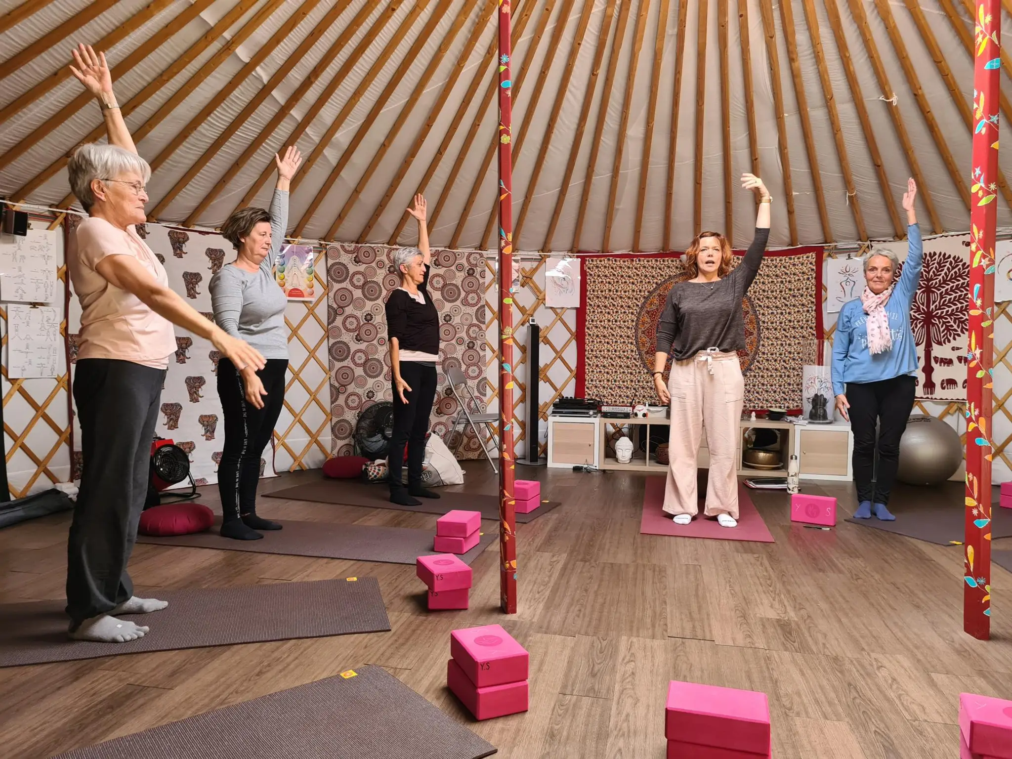 Yoga Shakti - Yoga De L'énergie, Sonothérapeute, Yoga Post Et Prénatal, Yoga Doux Séniors