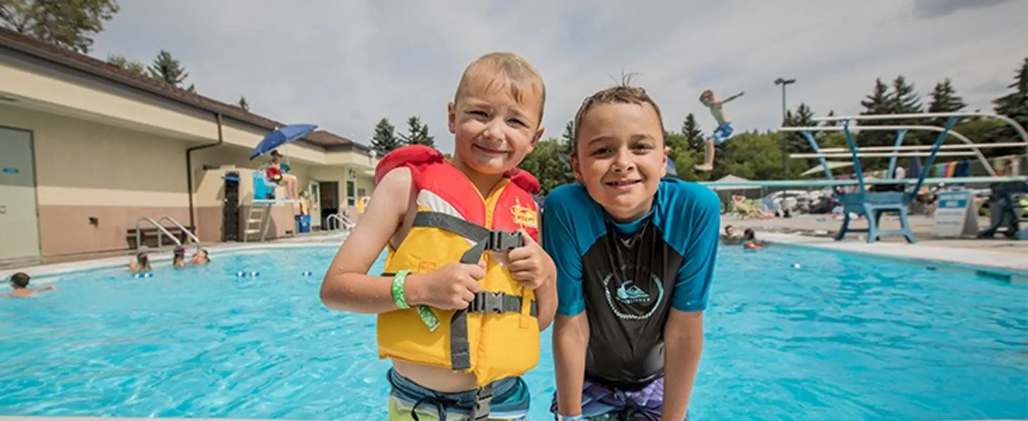 Grosvenor Outdoor Pool